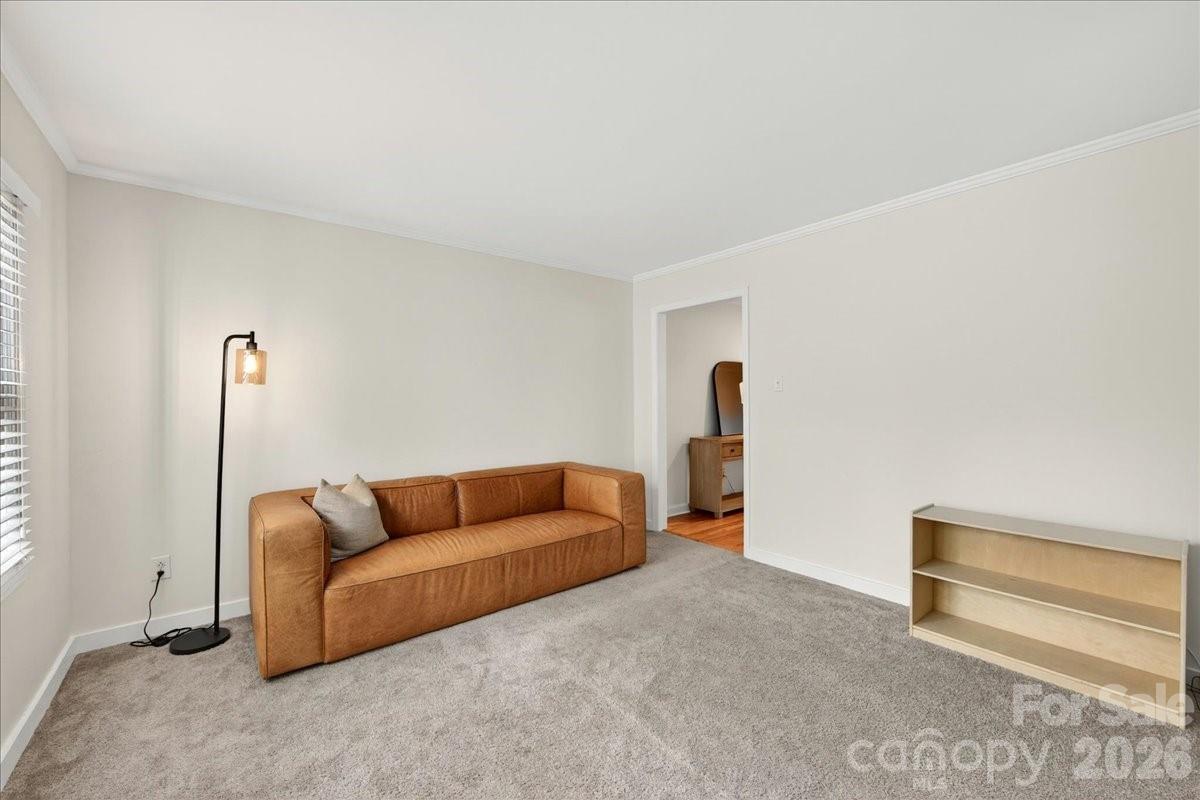6724 Constitution Lane — Charlotte