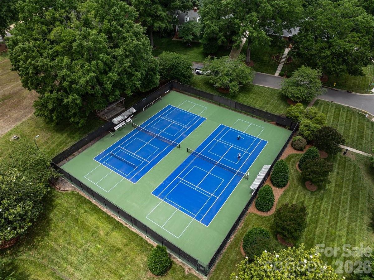 6724 Constitution Lane — Charlotte