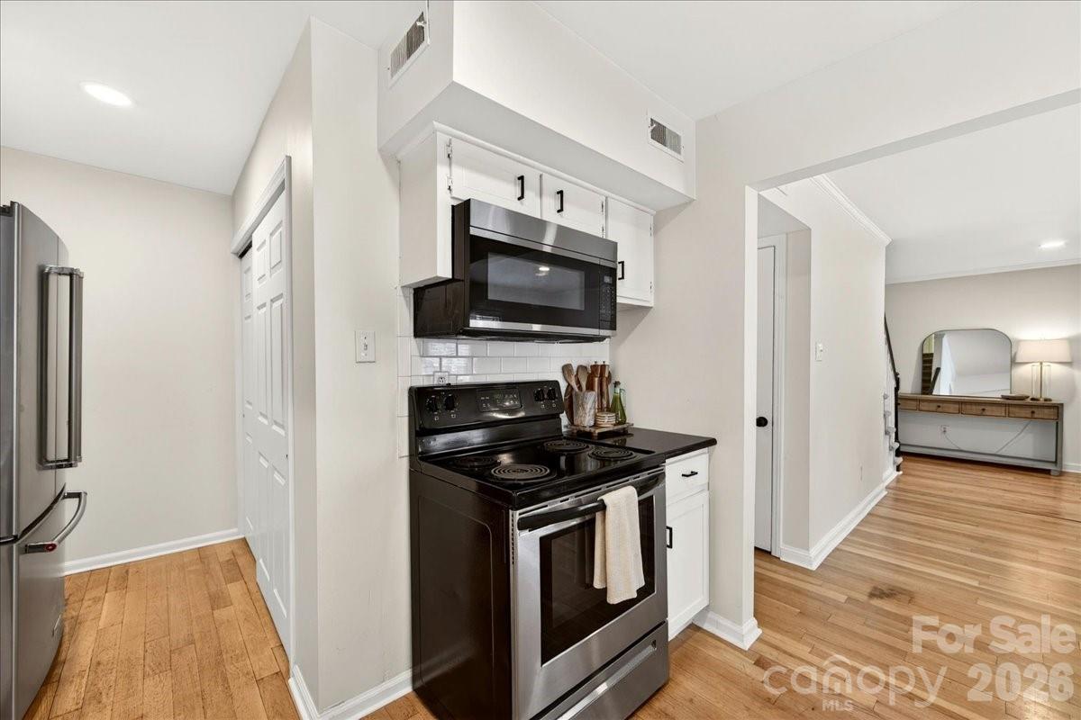 6724 Constitution Lane — Charlotte
