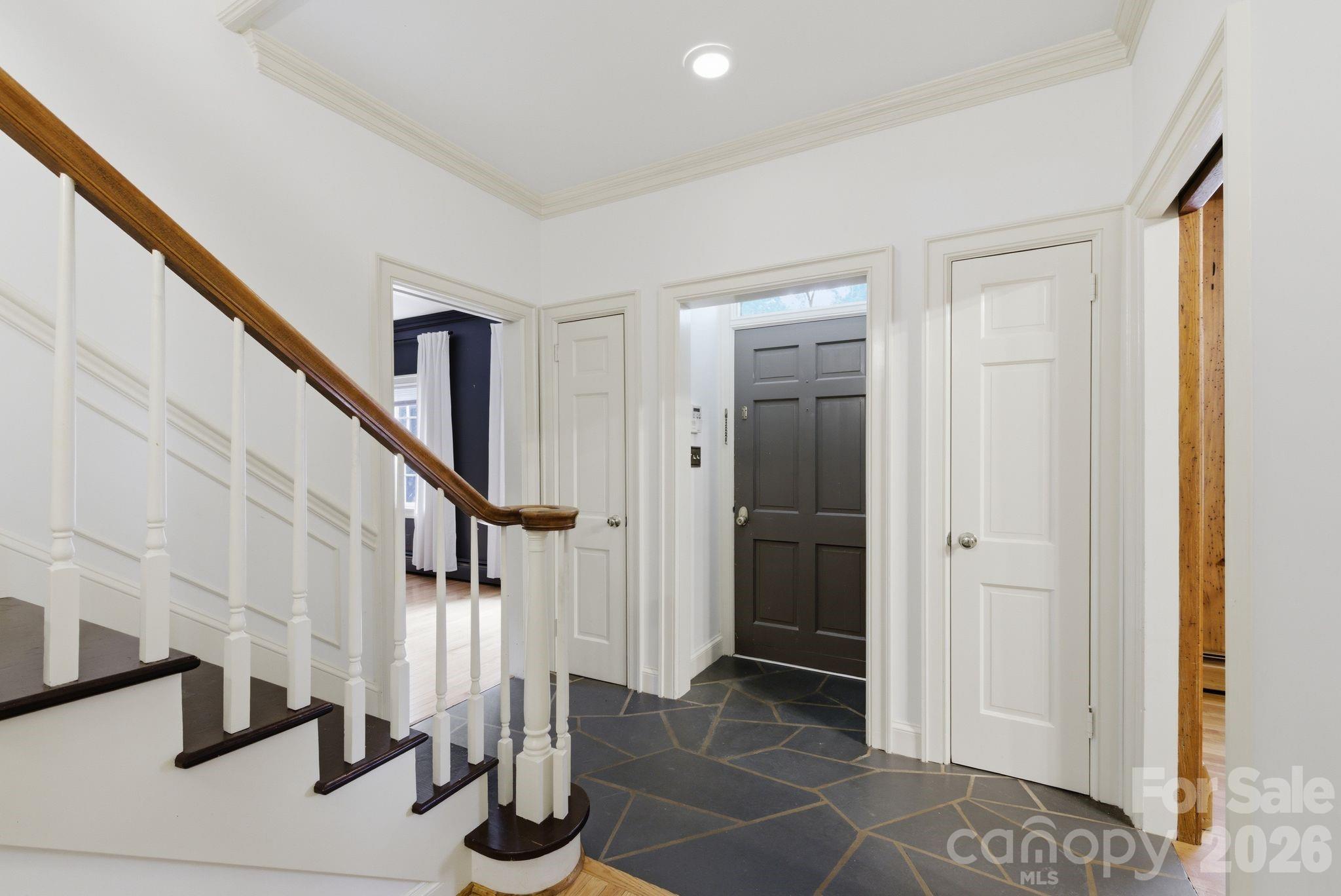 330 Earlwood Road — Statesville