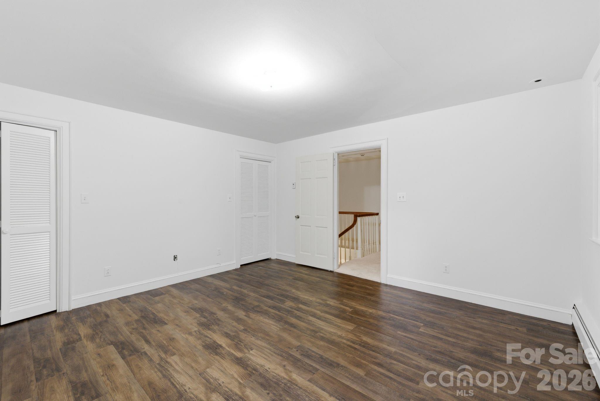 330 Earlwood Road — Statesville