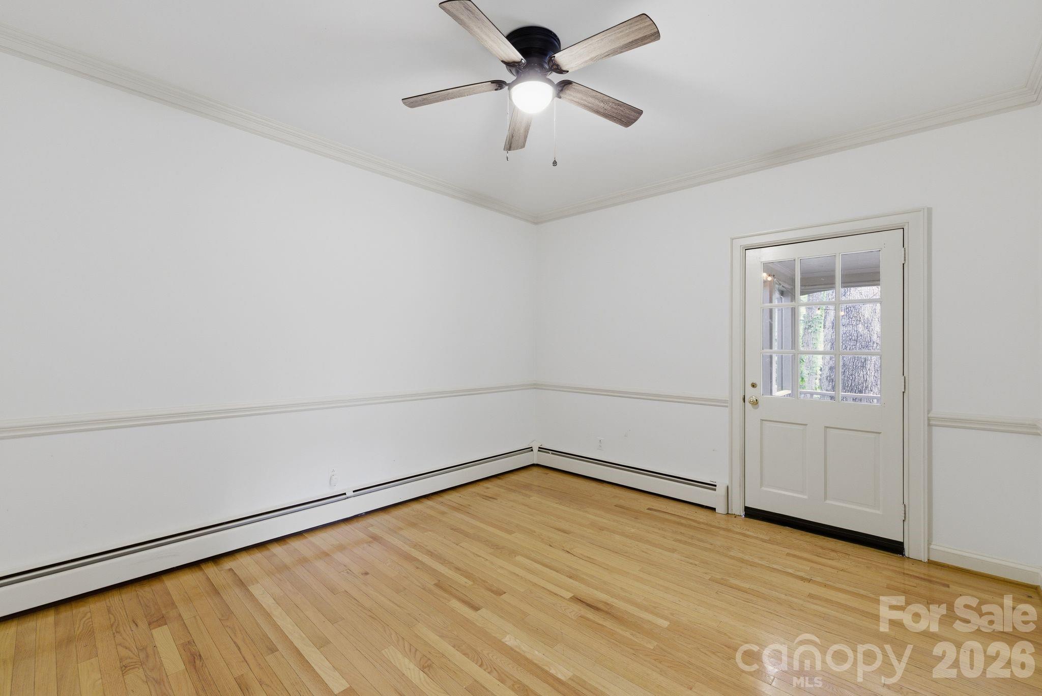 330 Earlwood Road — Statesville