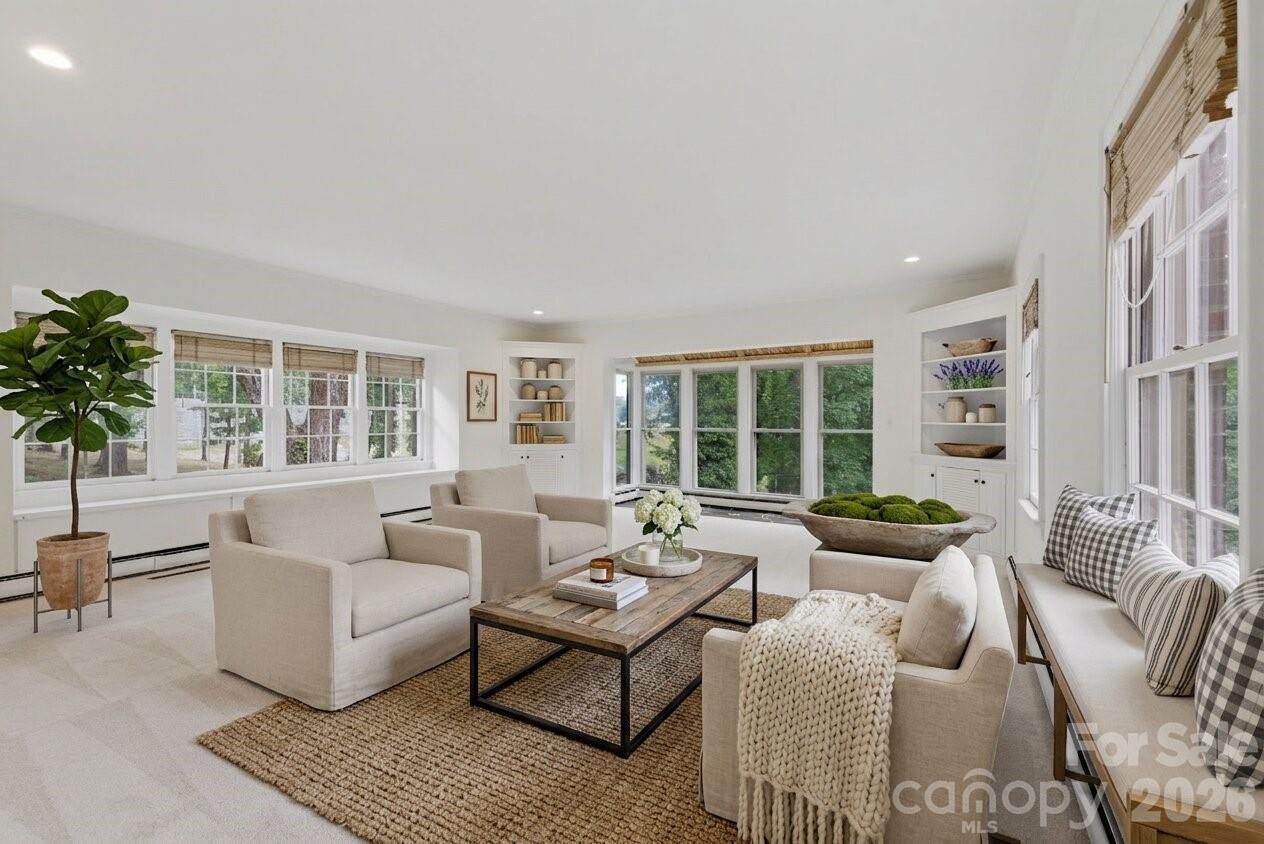 330 Earlwood Road — Statesville