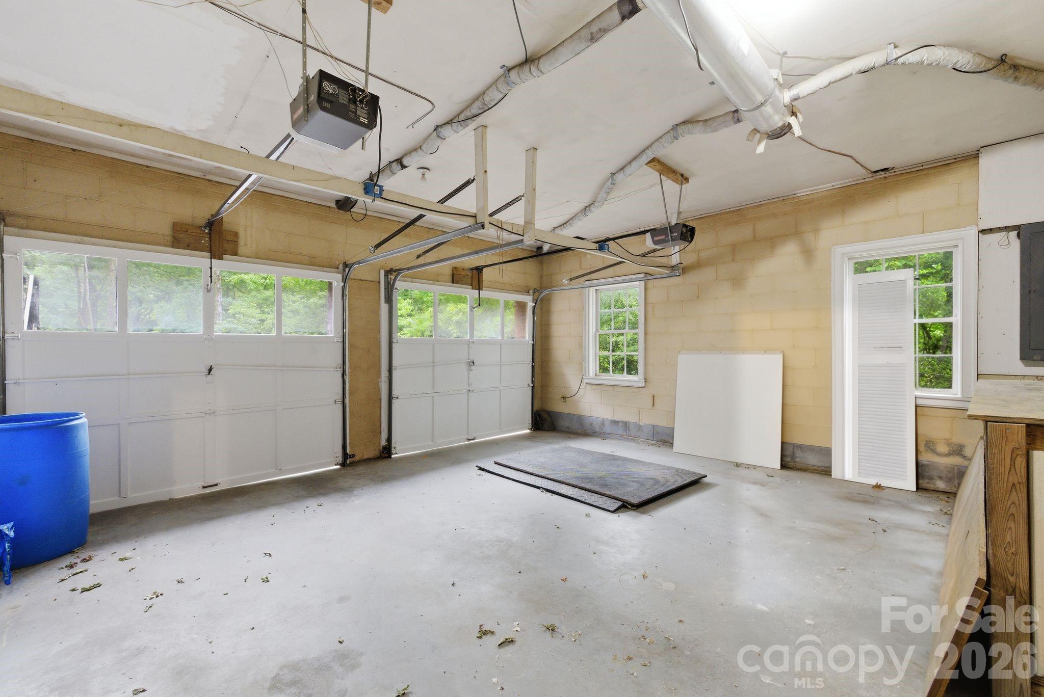 330 Earlwood Road — Statesville