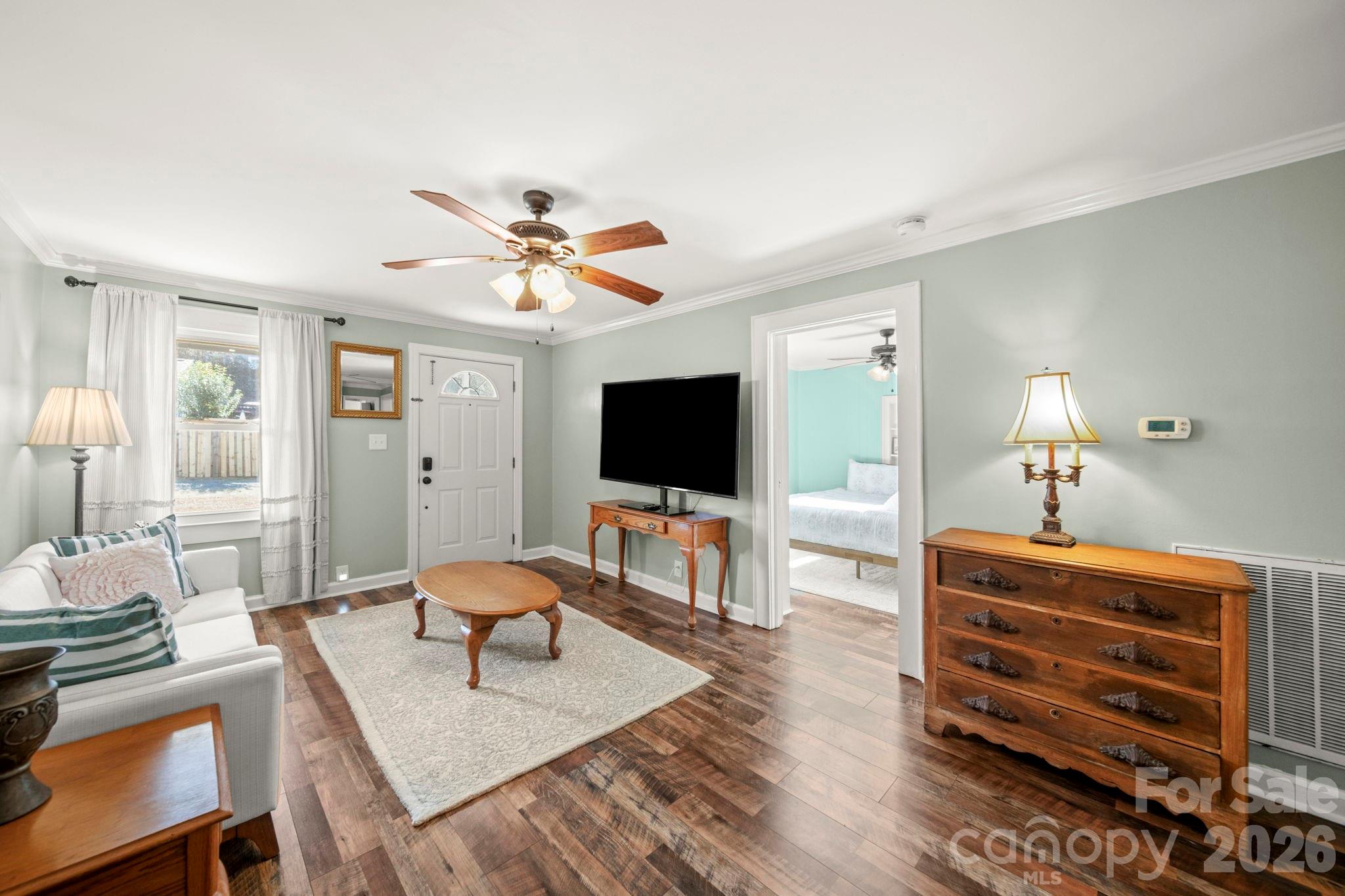 211 9th Street — Belmont