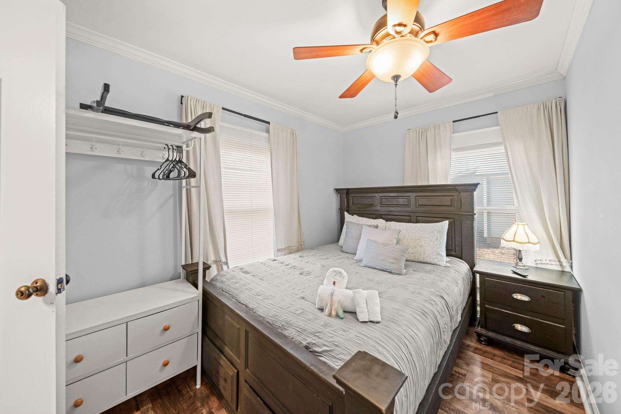 211 9th Street — Belmont