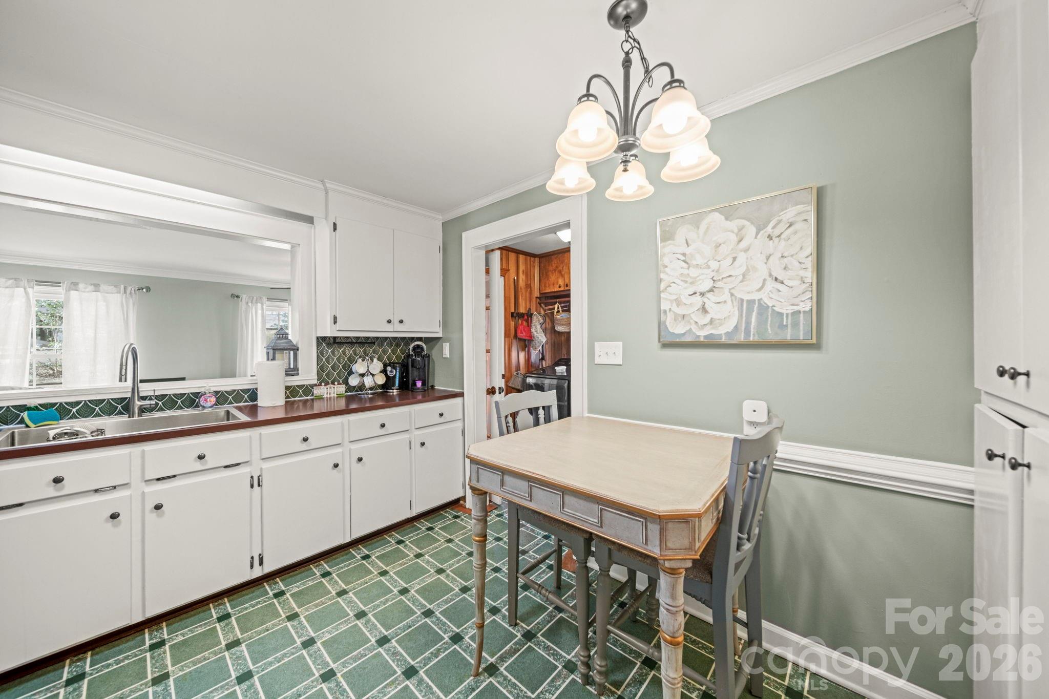 211 9th Street — Belmont