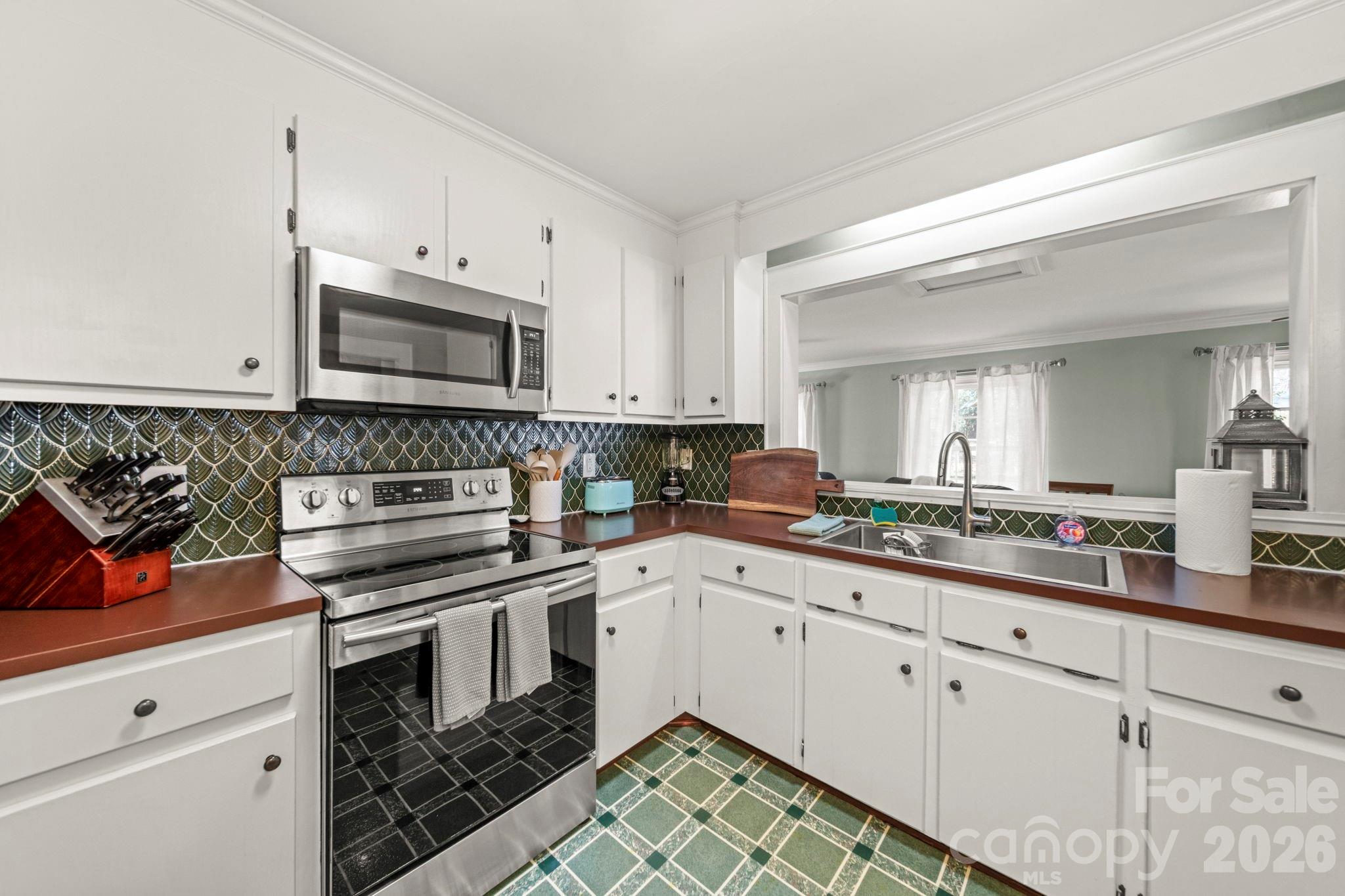 211 9th Street — Belmont