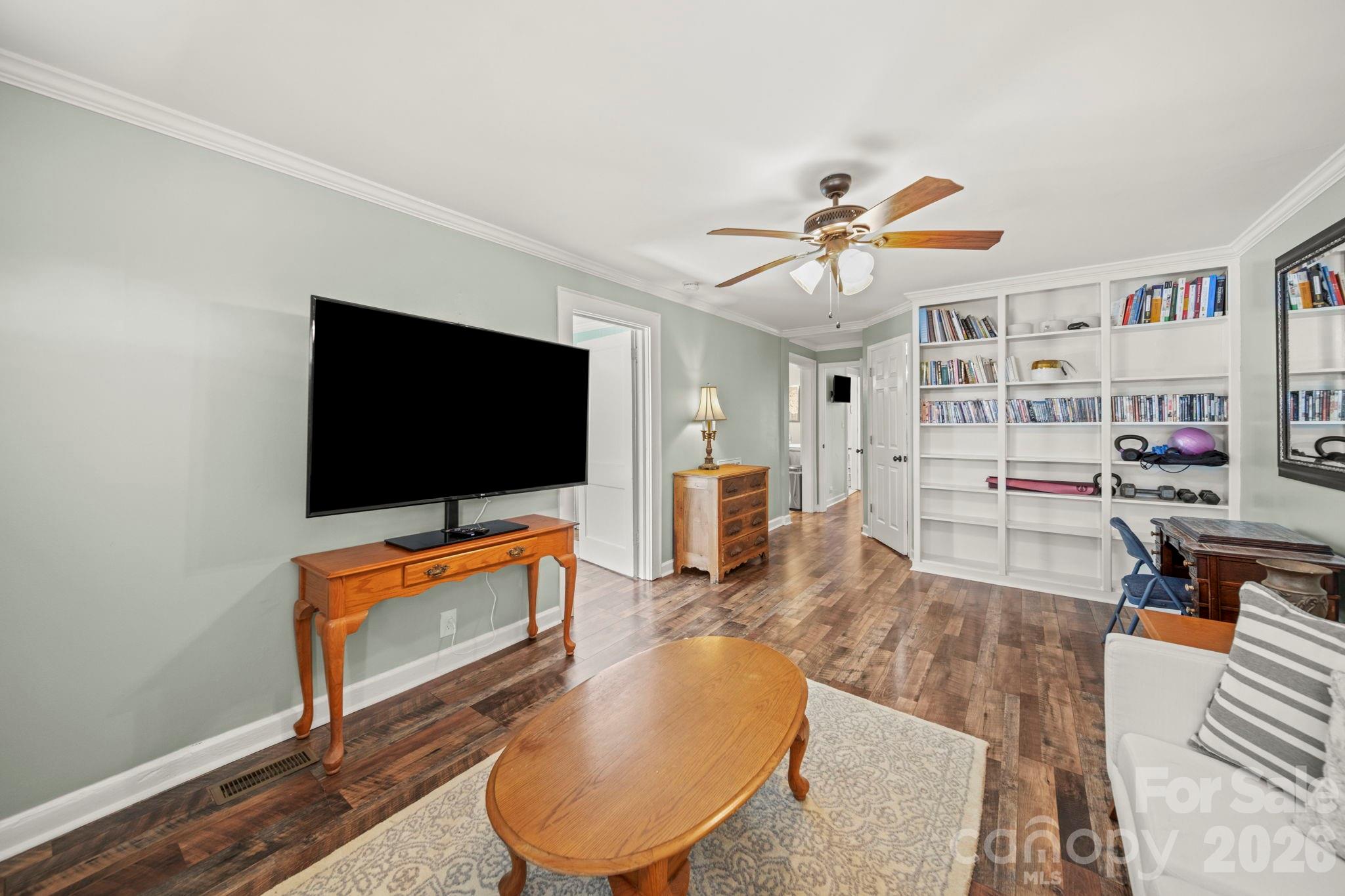 211 9th Street — Belmont
