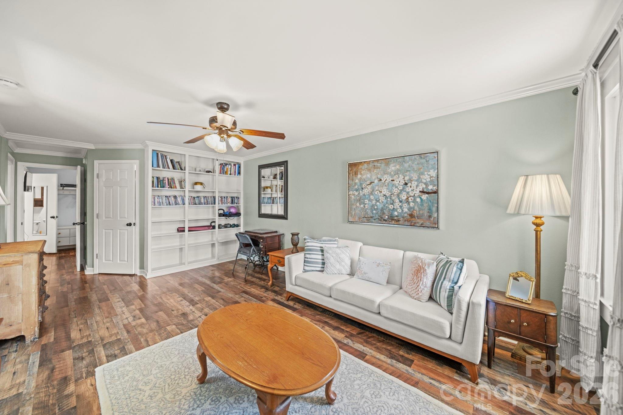 211 9th Street — Belmont