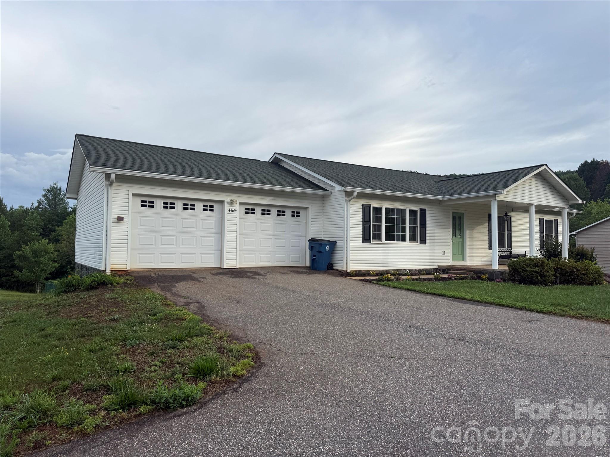 4460 Gouge Avenue — Morganton