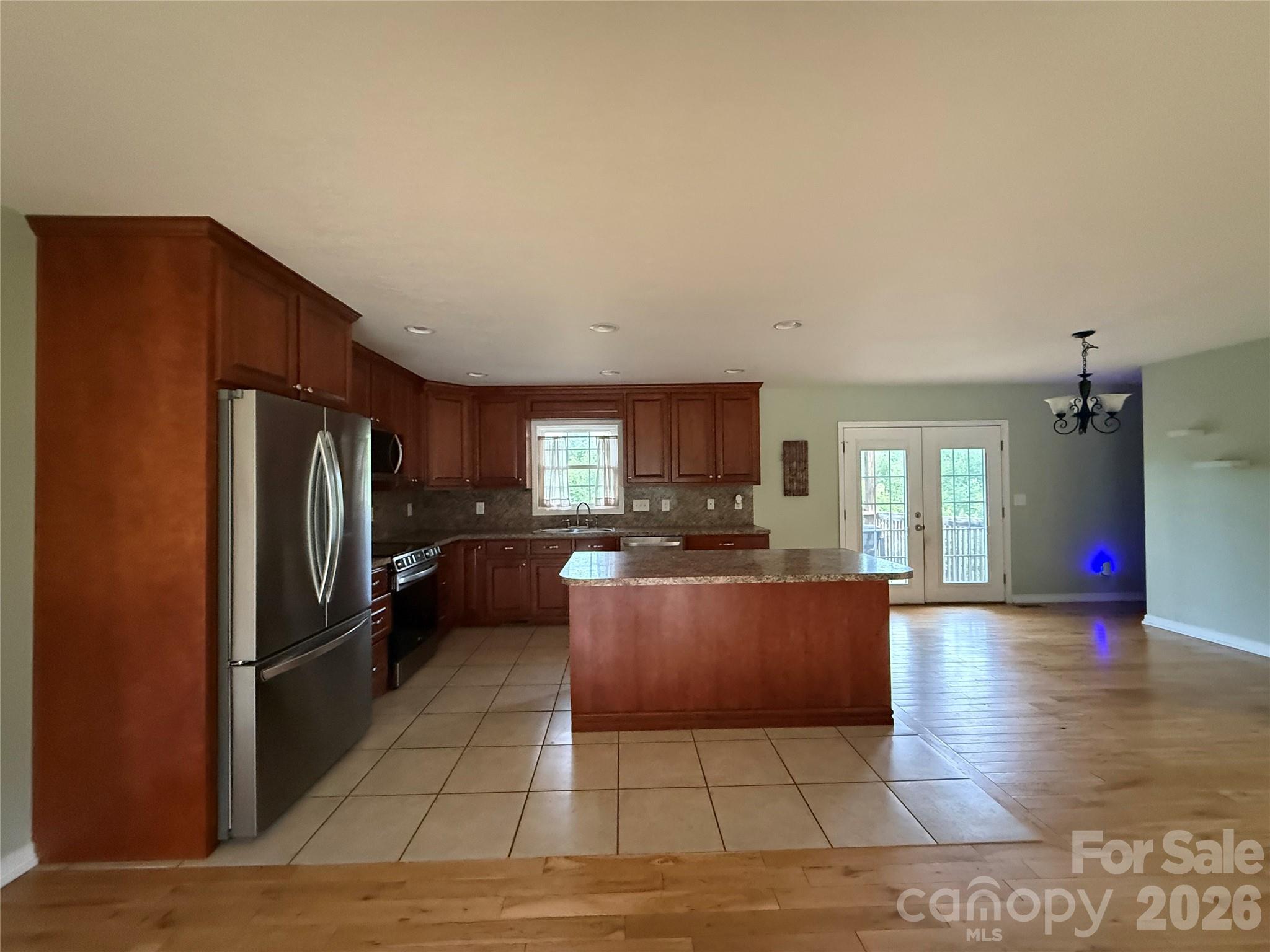 4460 Gouge Avenue — Morganton