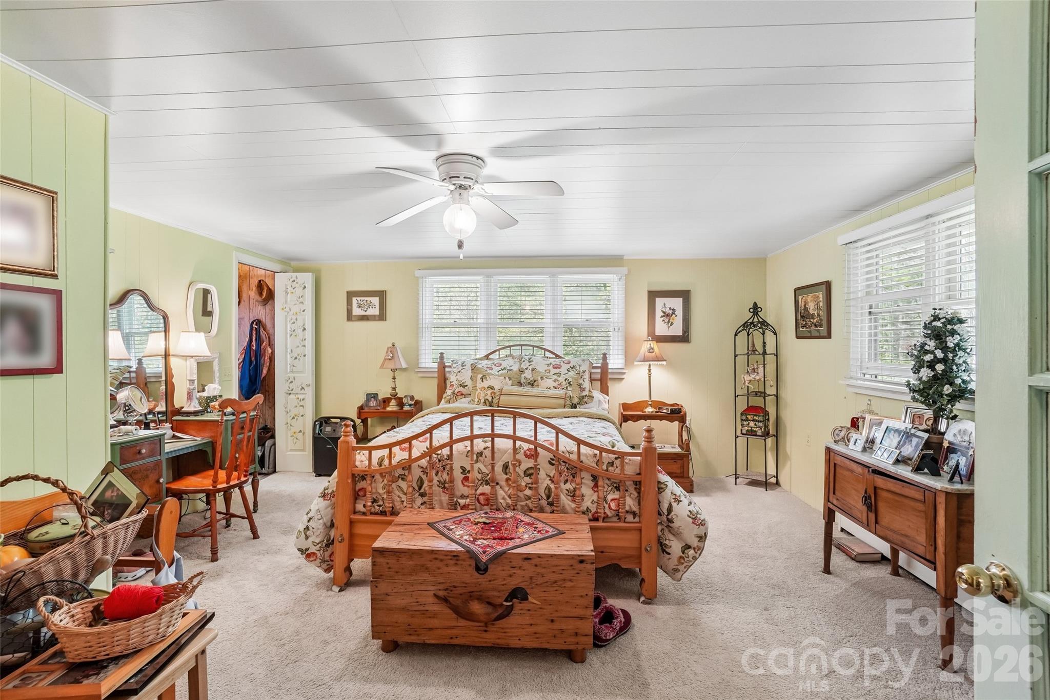 66 Pinto Trail — Sylva
