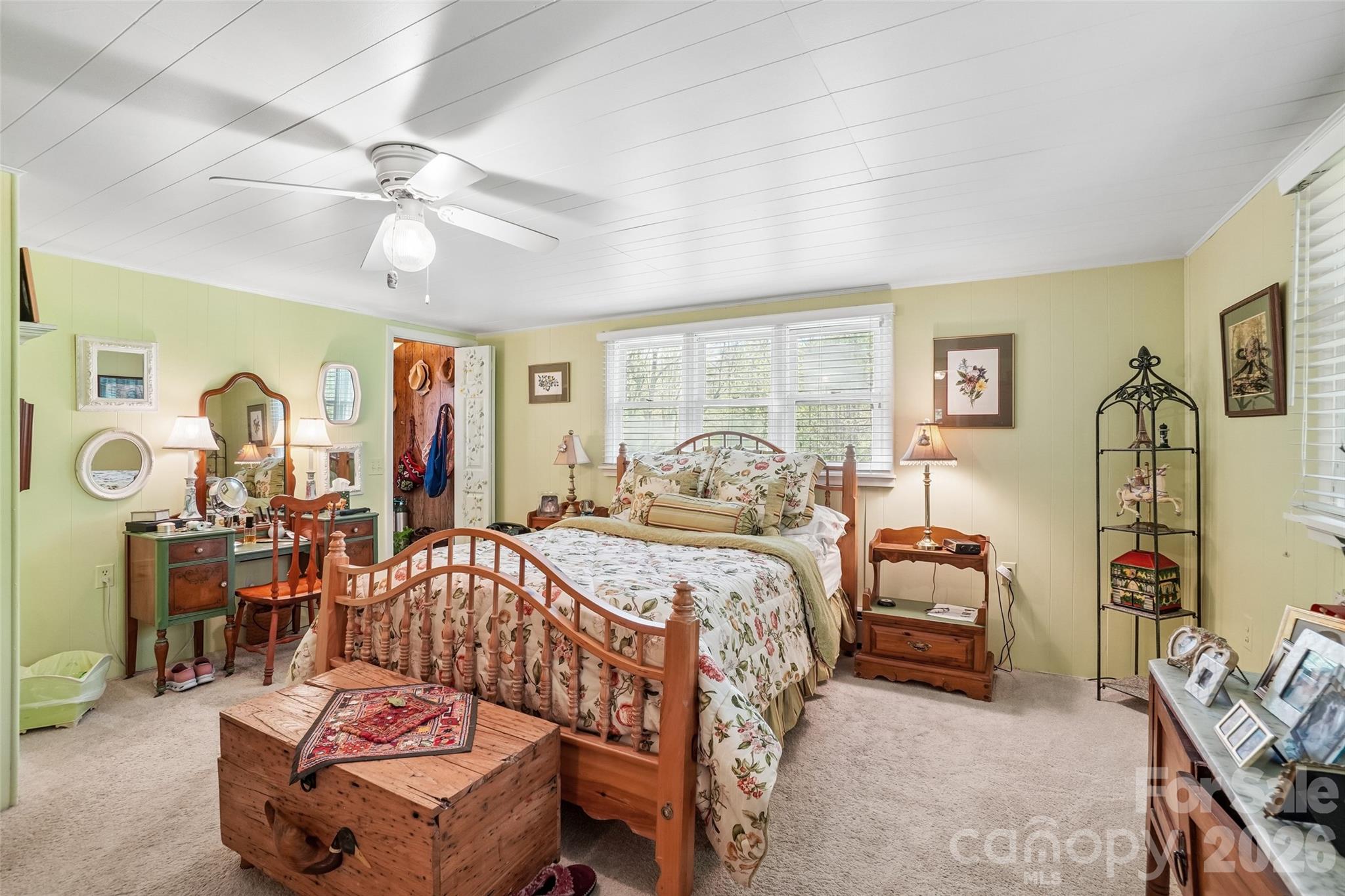 66 Pinto Trail — Sylva