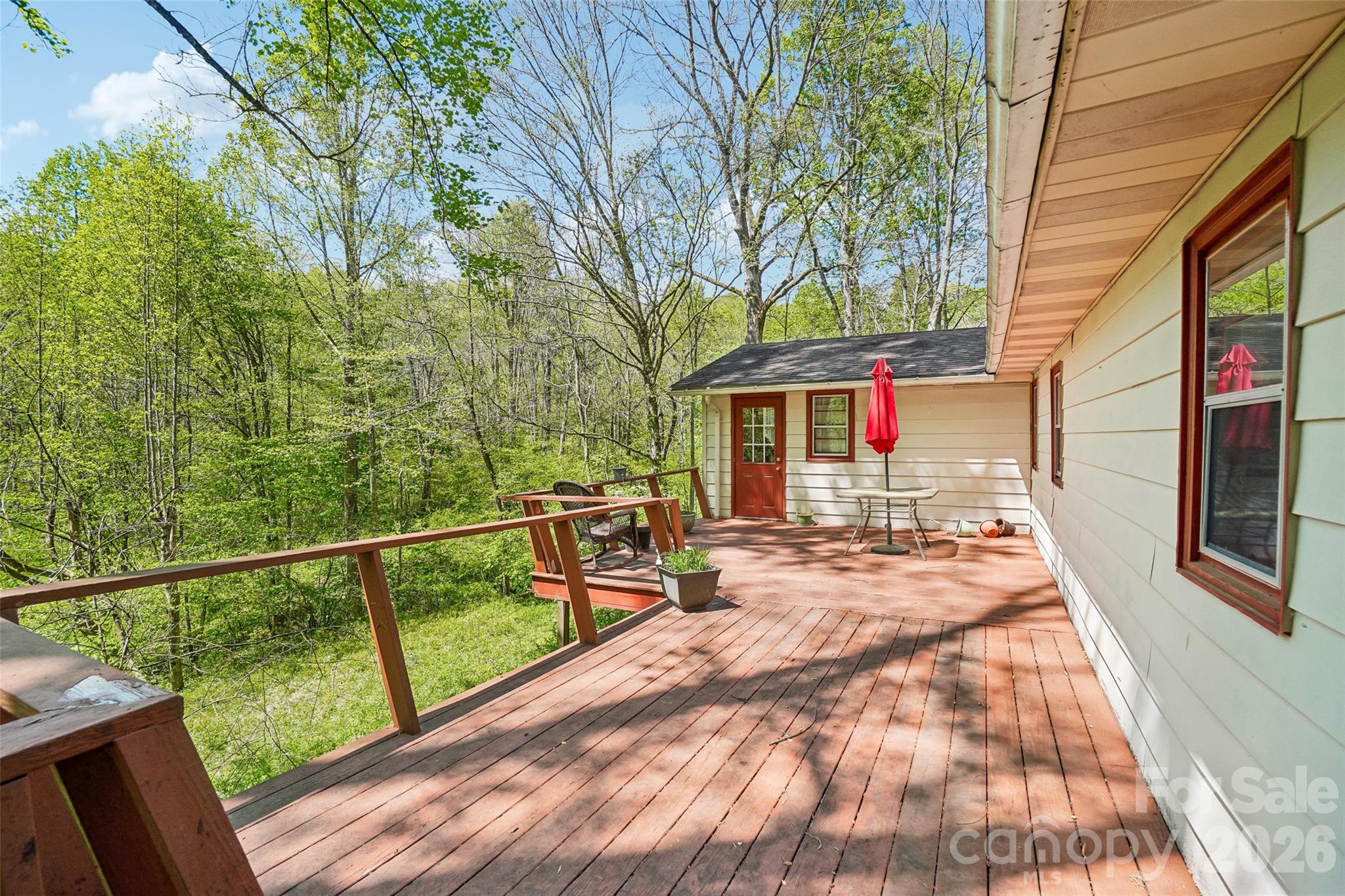 66 Pinto Trail — Sylva