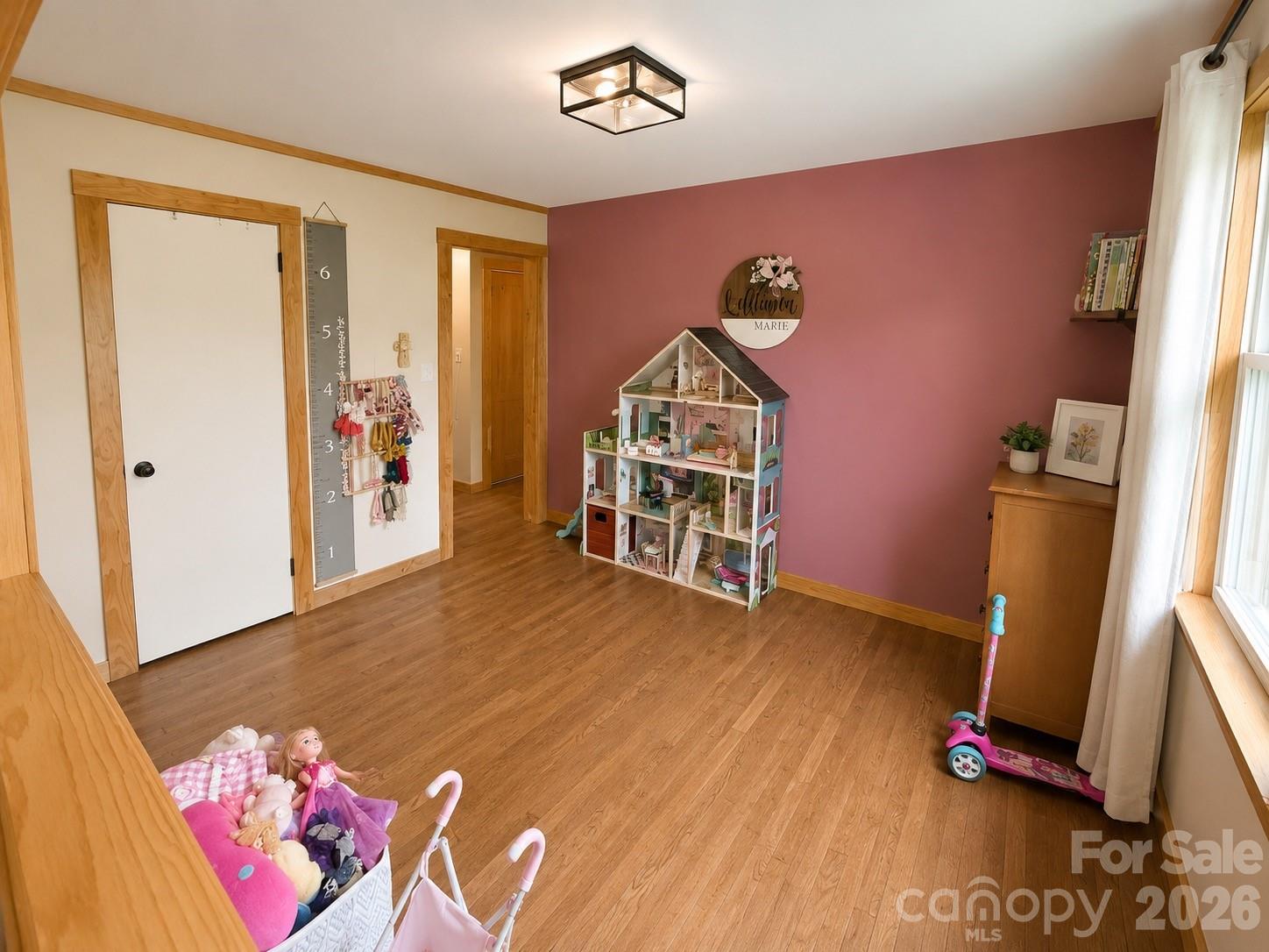 1344 12th Avenue NE — Hickory