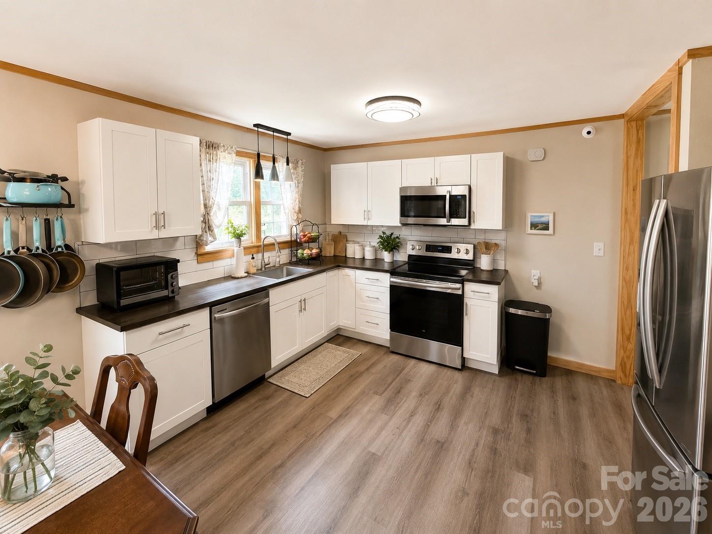 1344 12th Avenue NE — Hickory