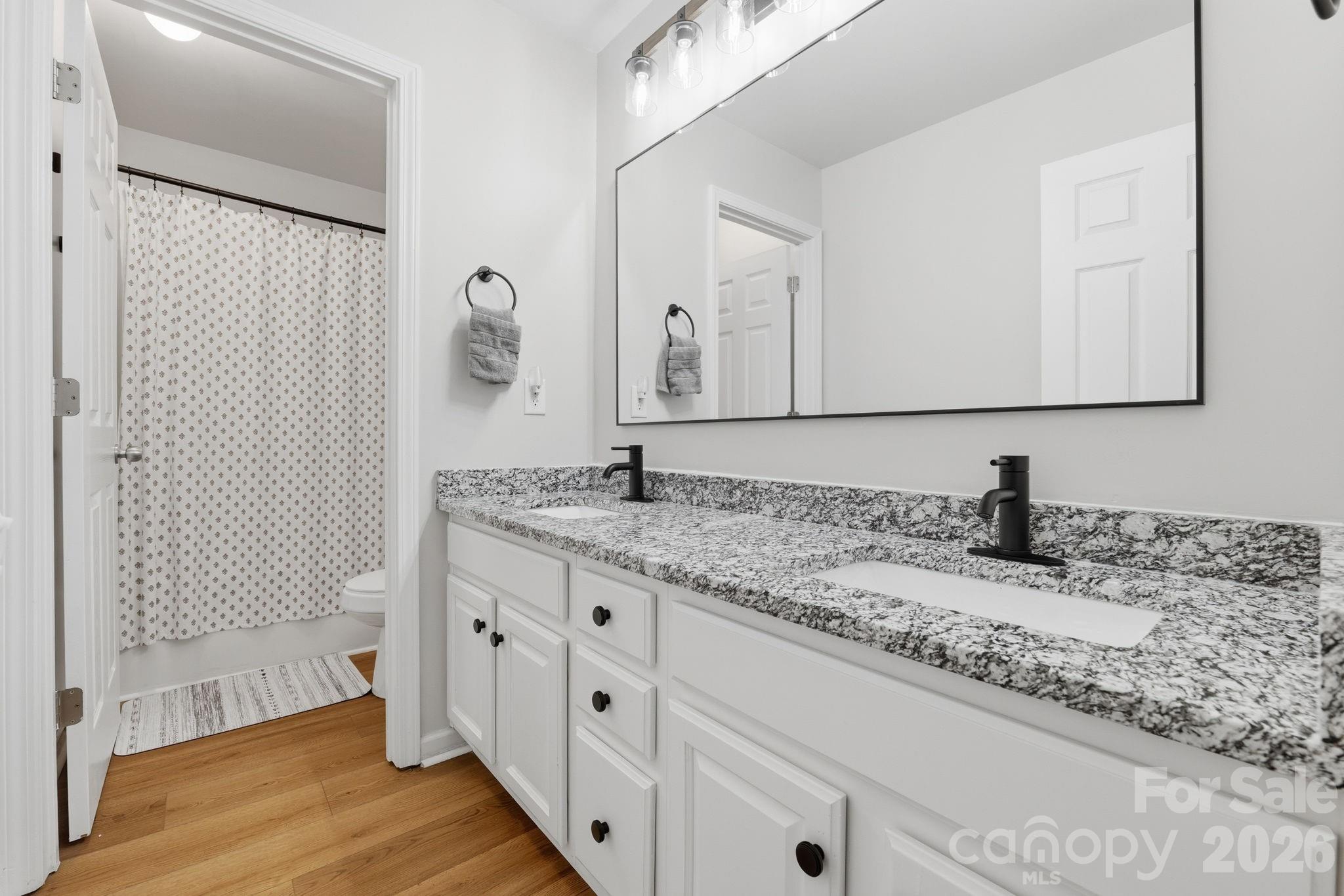 6122 Colonial Garden Drive — Huntersville