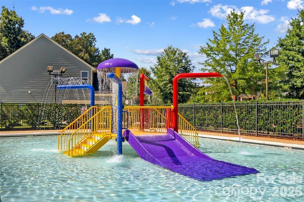 6122 Colonial Garden Drive — Huntersville