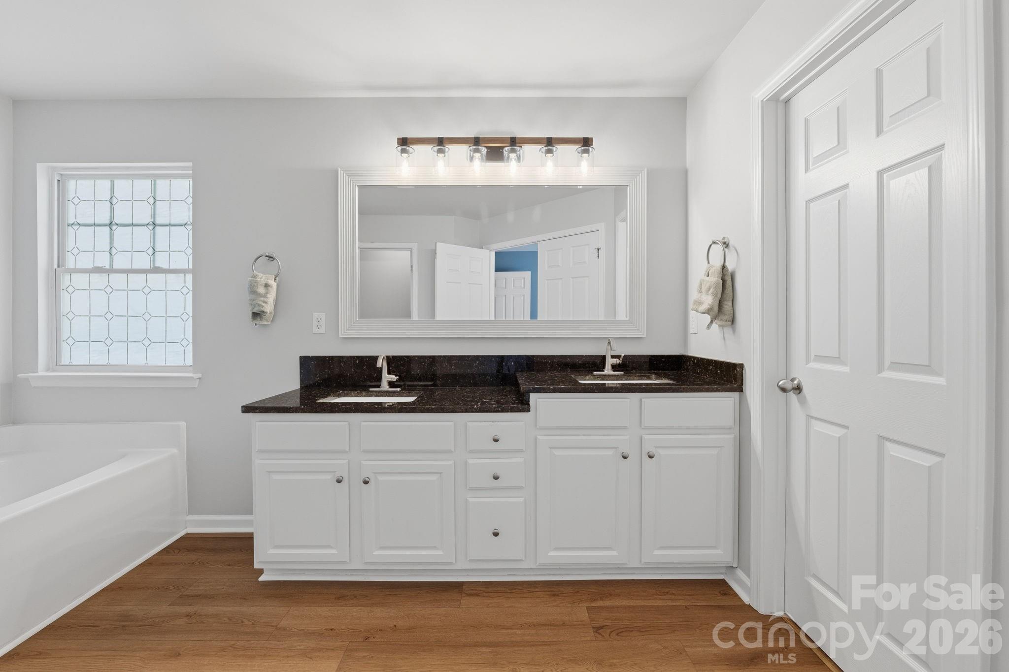 6122 Colonial Garden Drive — Huntersville