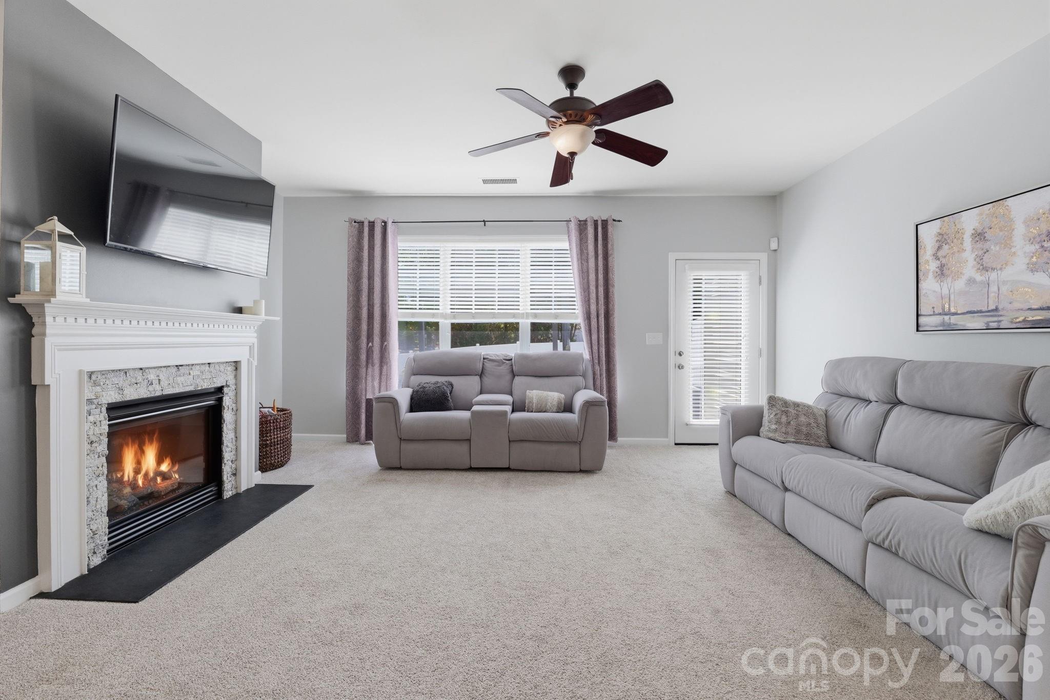 6122 Colonial Garden Drive — Huntersville