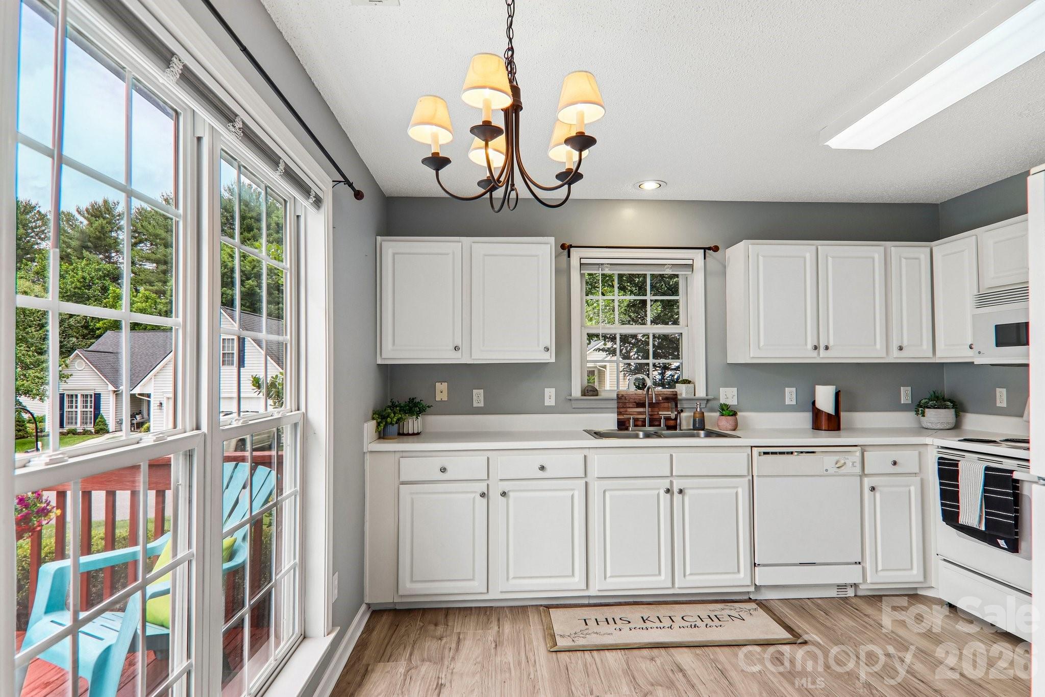 12 Wineberry Court — Fletcher