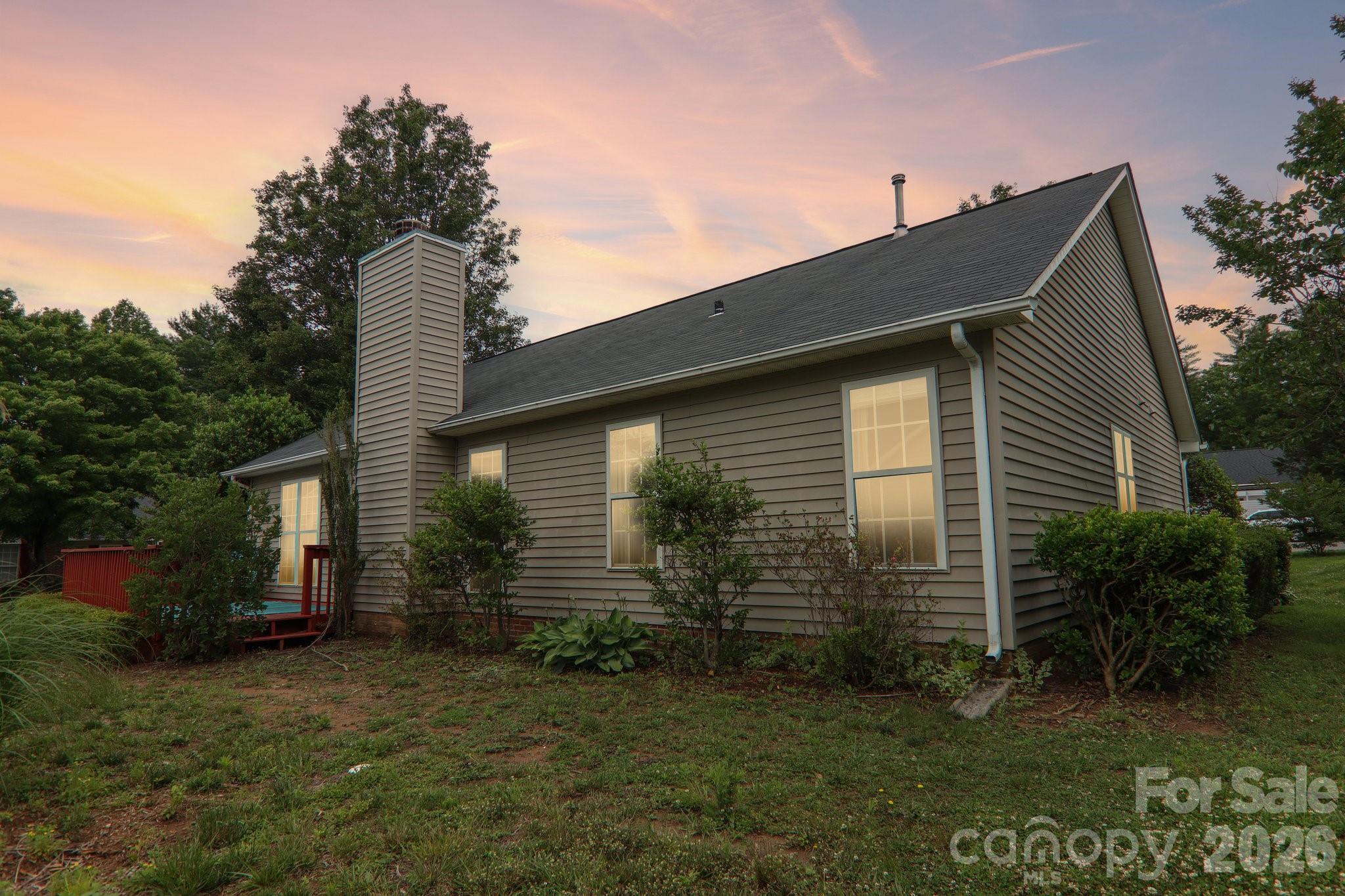 12 Wineberry Court — Fletcher