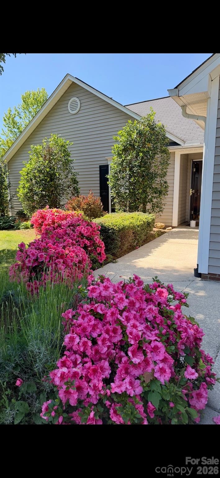 12 Wineberry Court — Fletcher