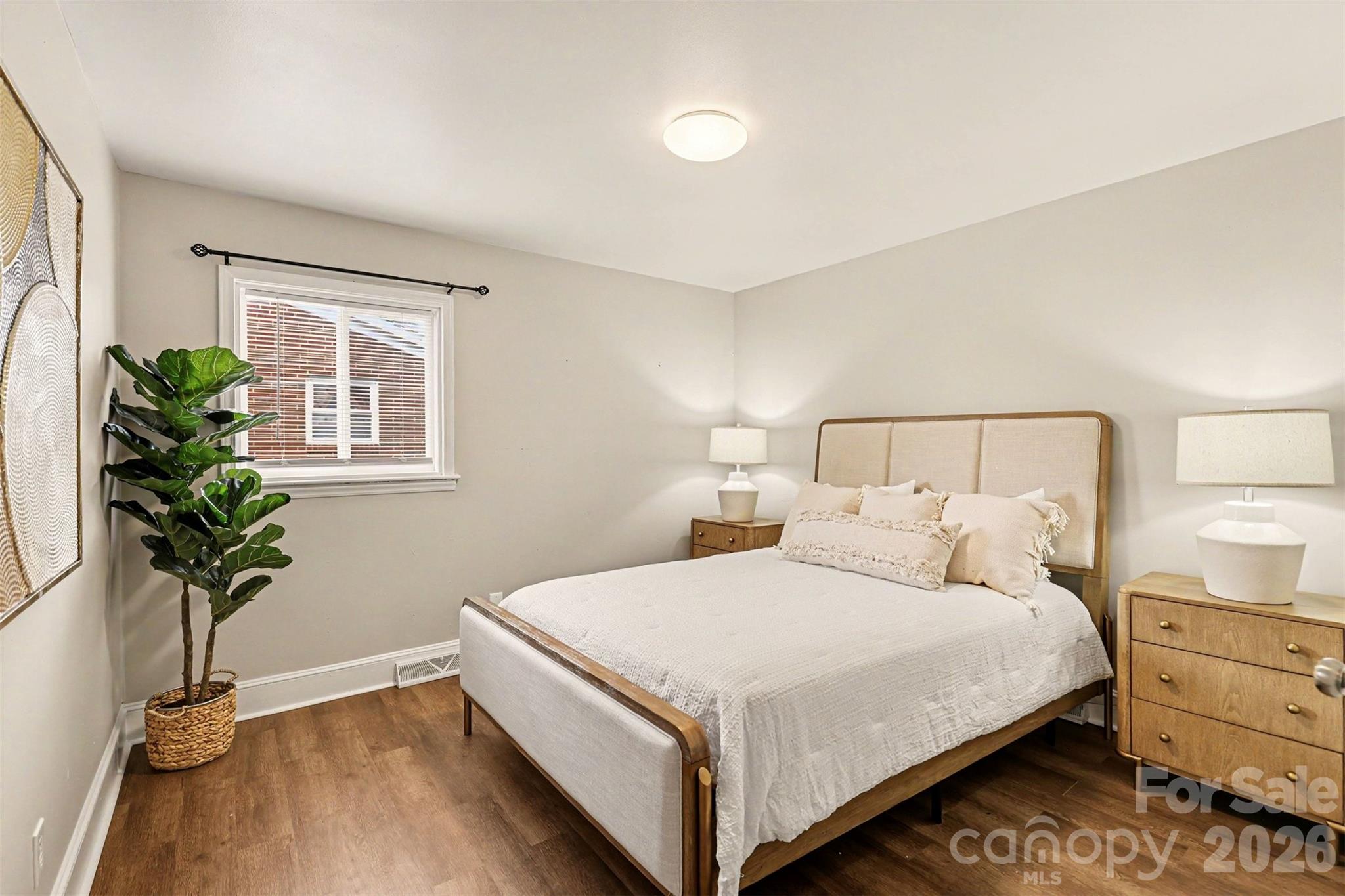 3430 Meredith Avenue — Charlotte