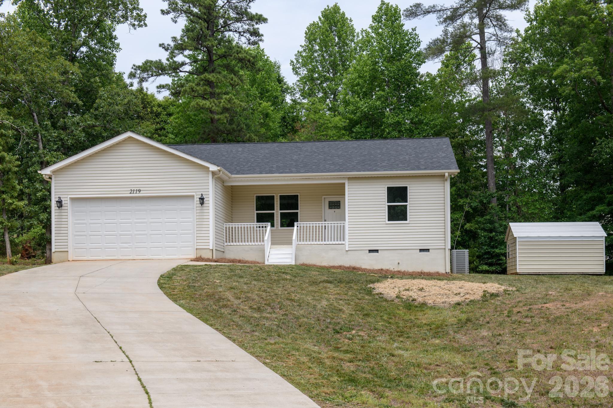 2119 South Road — Morganton