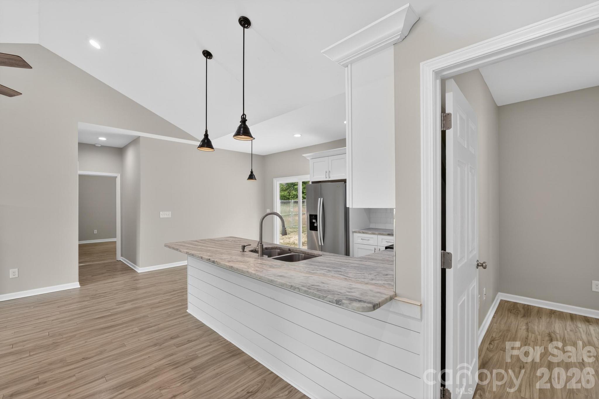2119 South Road — Morganton