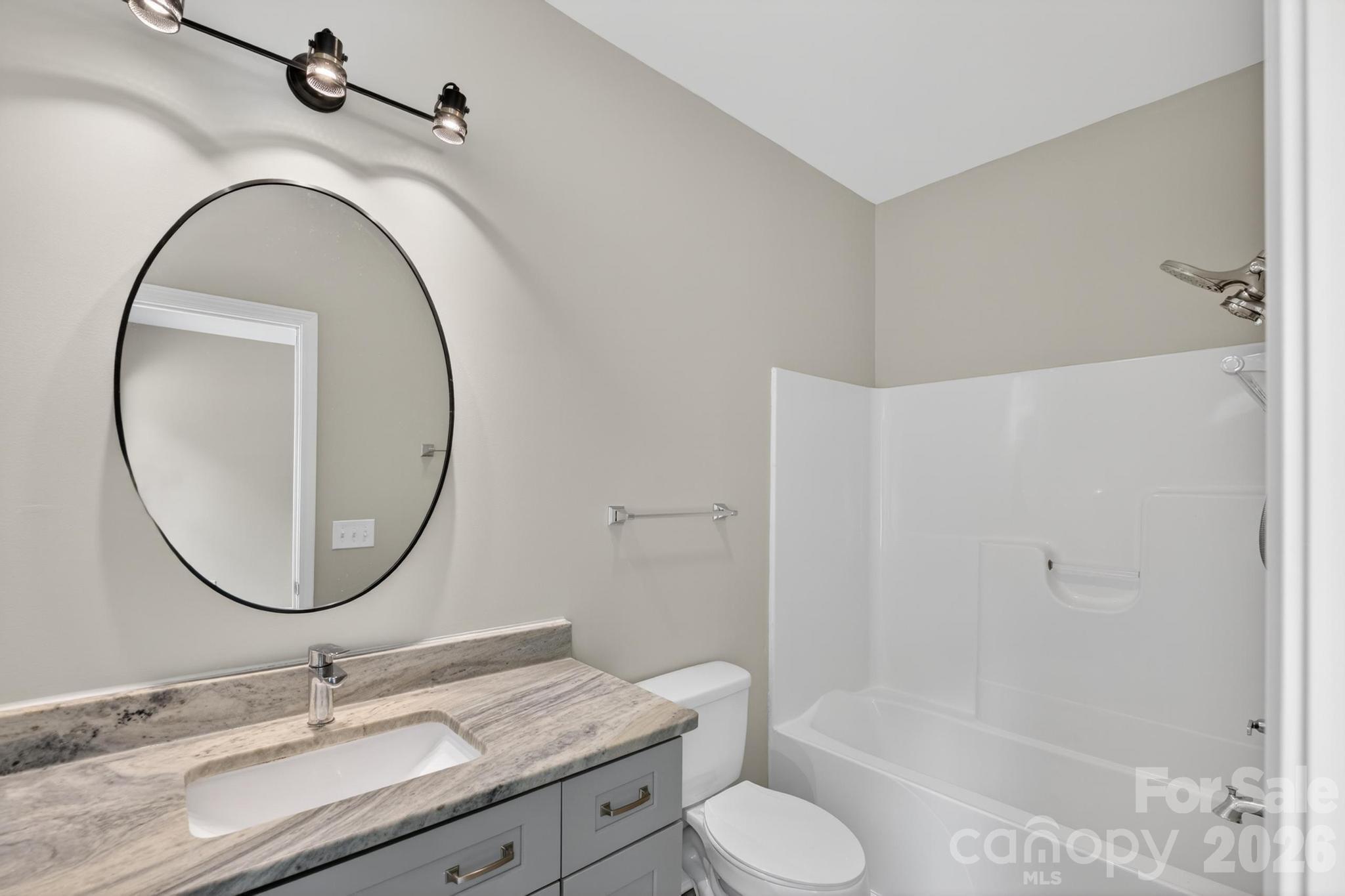 2119 South Road — Morganton