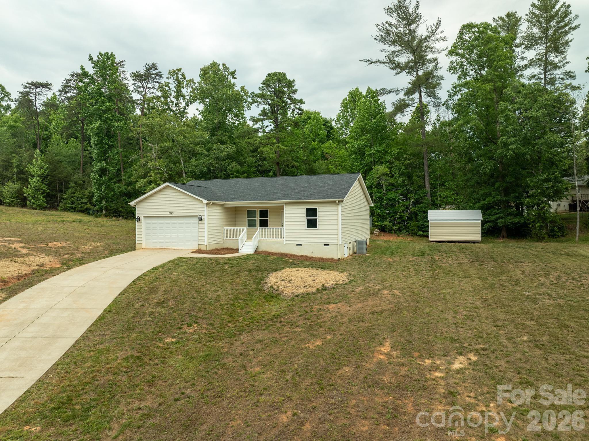 2119 South Road — Morganton