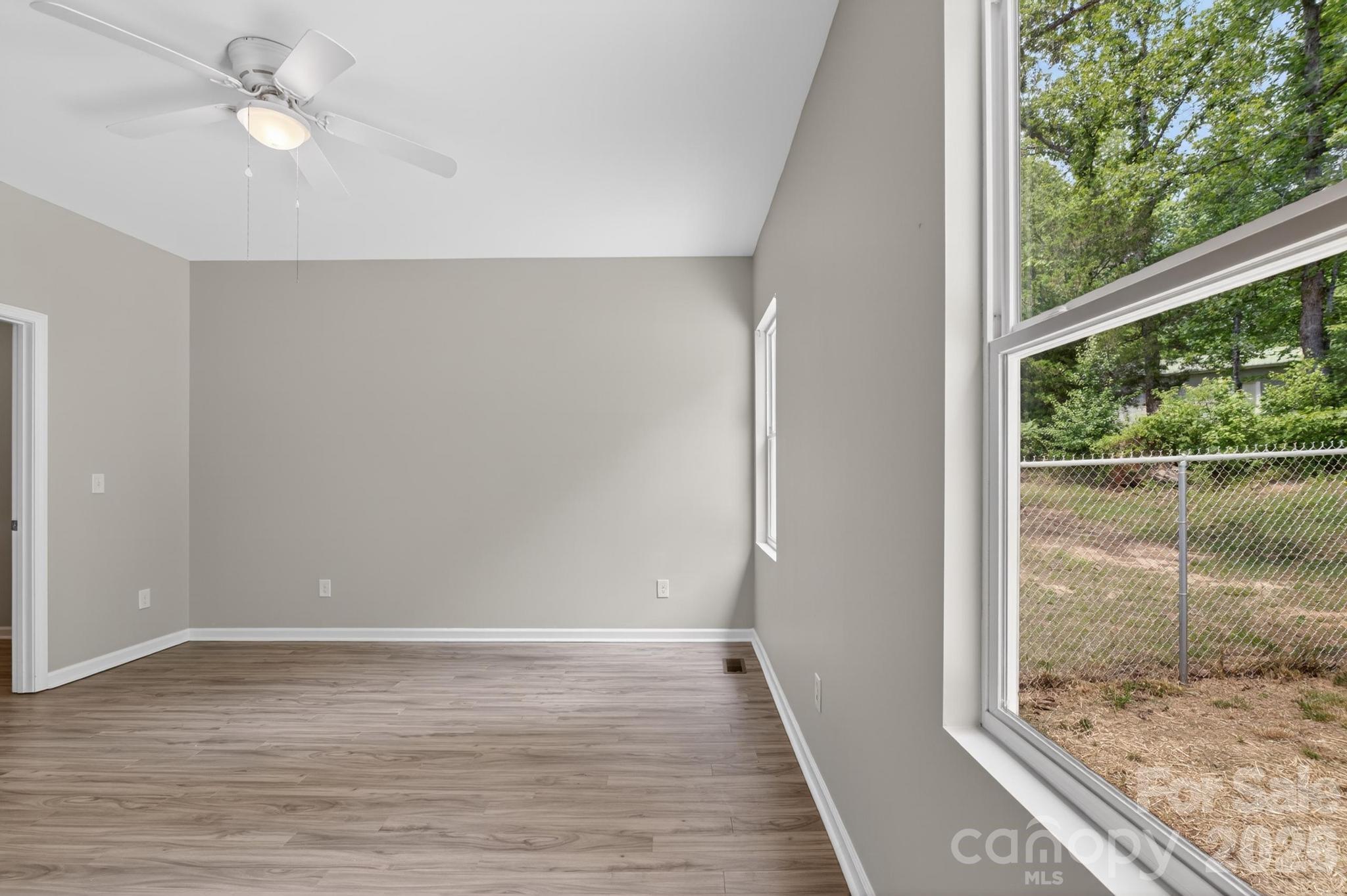 2119 South Road — Morganton