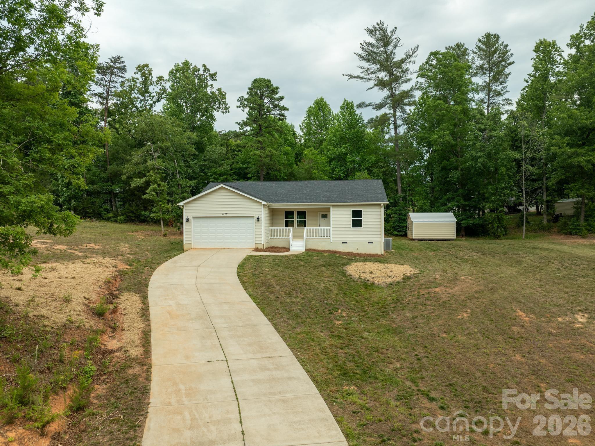 2119 South Road — Morganton