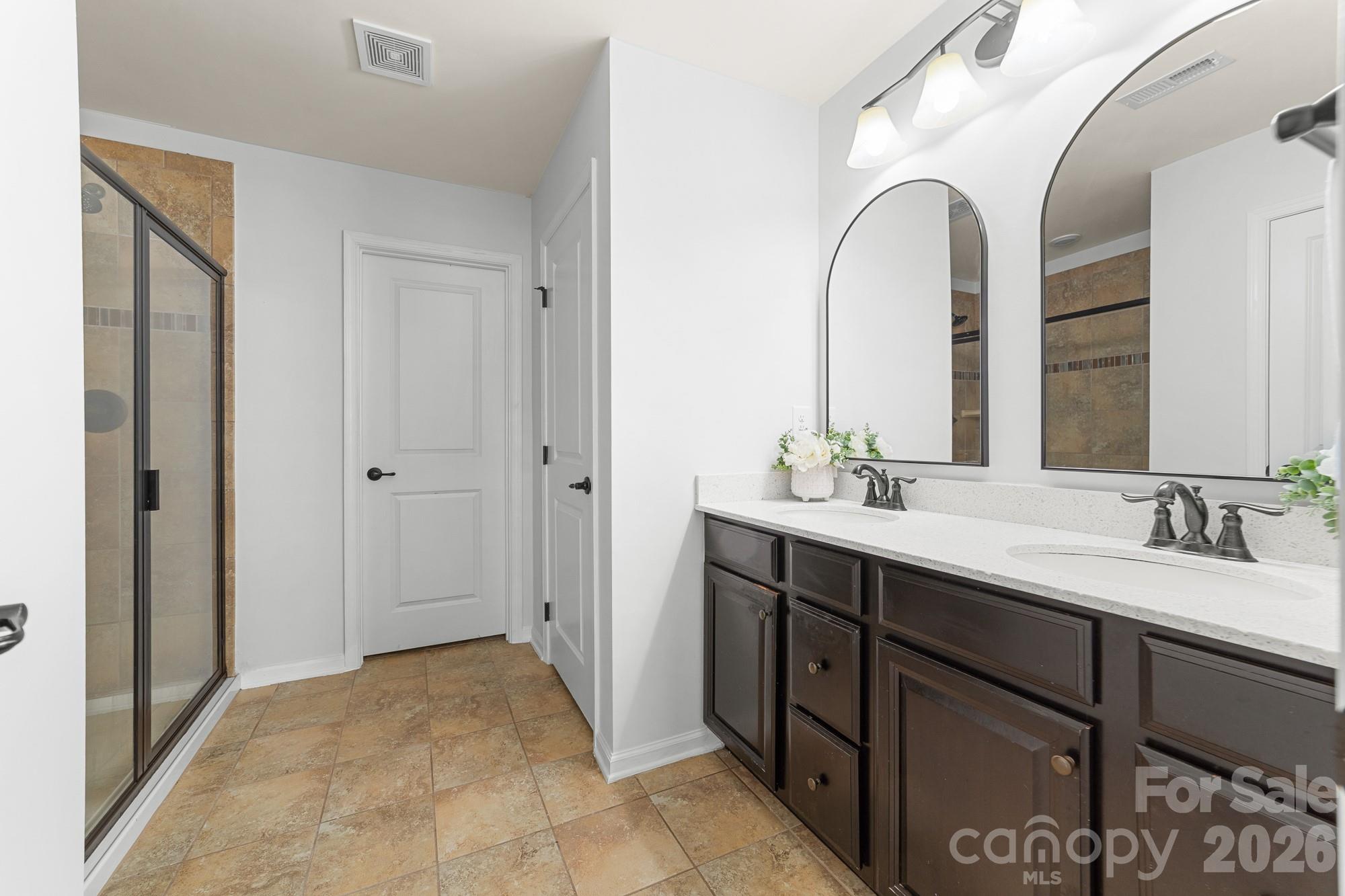 3338 Cord Oak Court — Gastonia