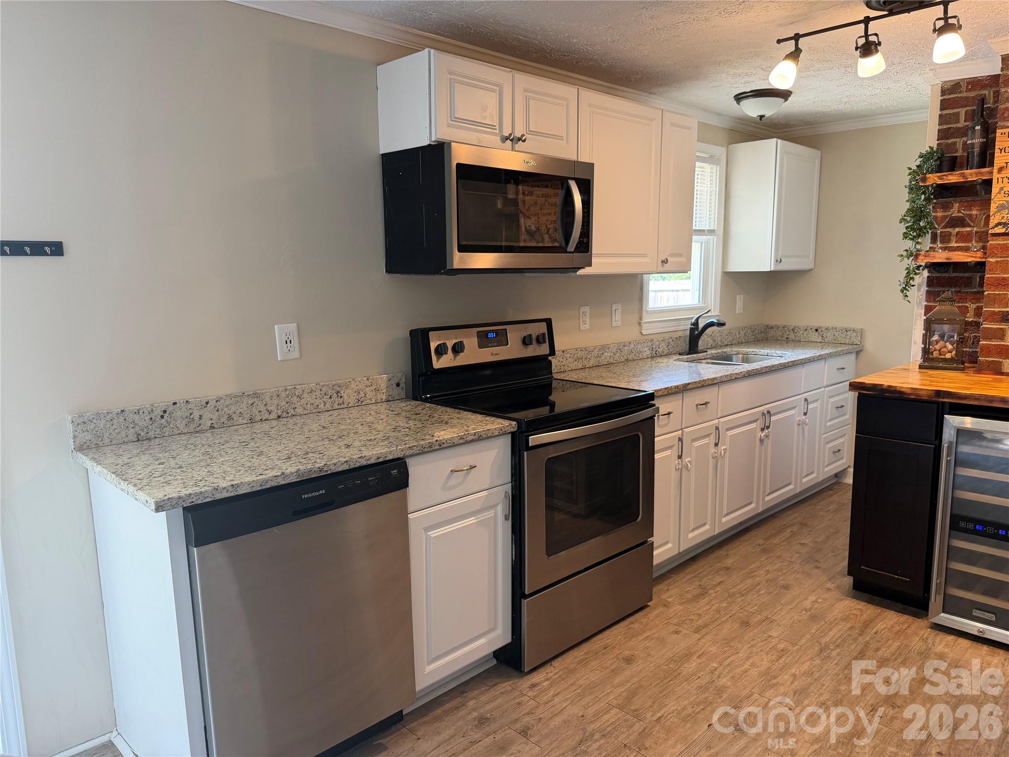 617 Oakwood Lane — Gastonia