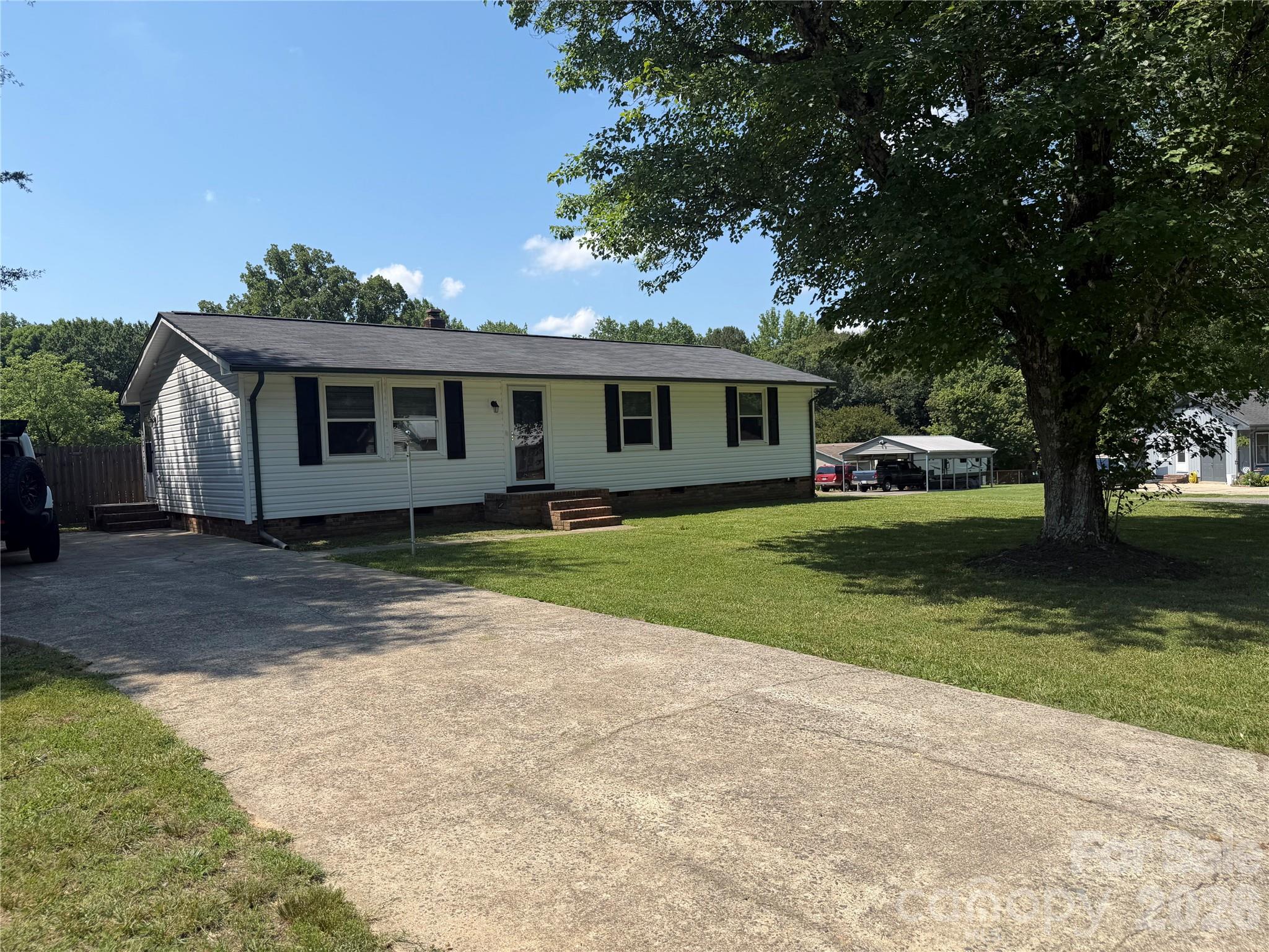 617 Oakwood Lane — Gastonia