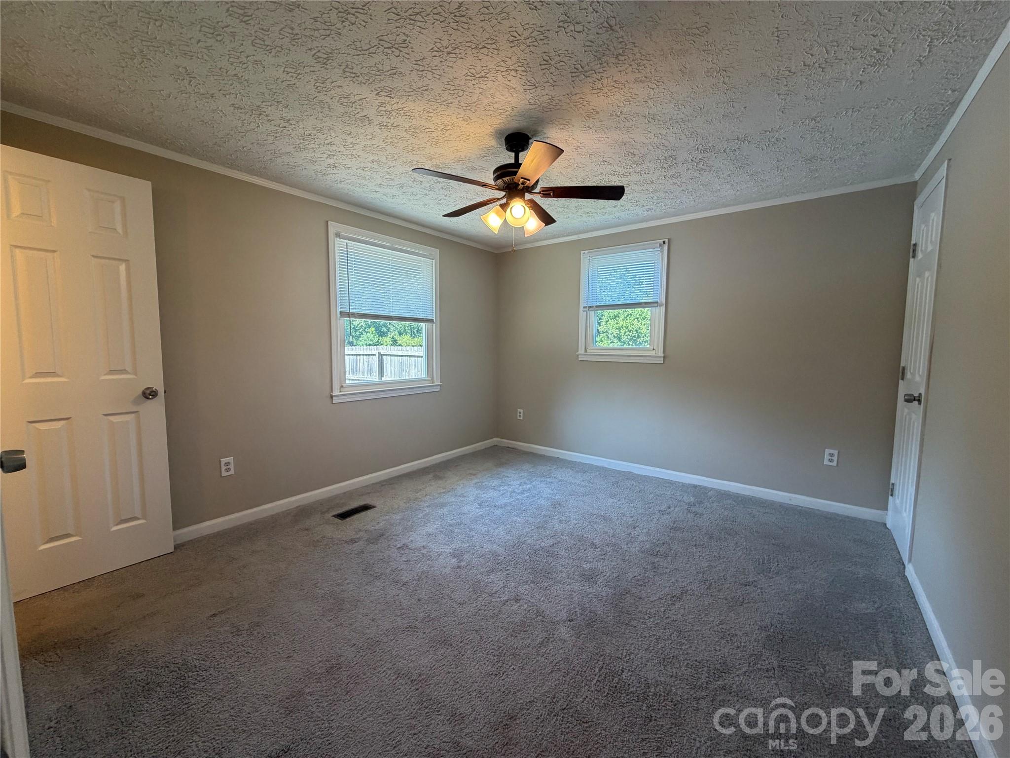 617 Oakwood Lane — Gastonia