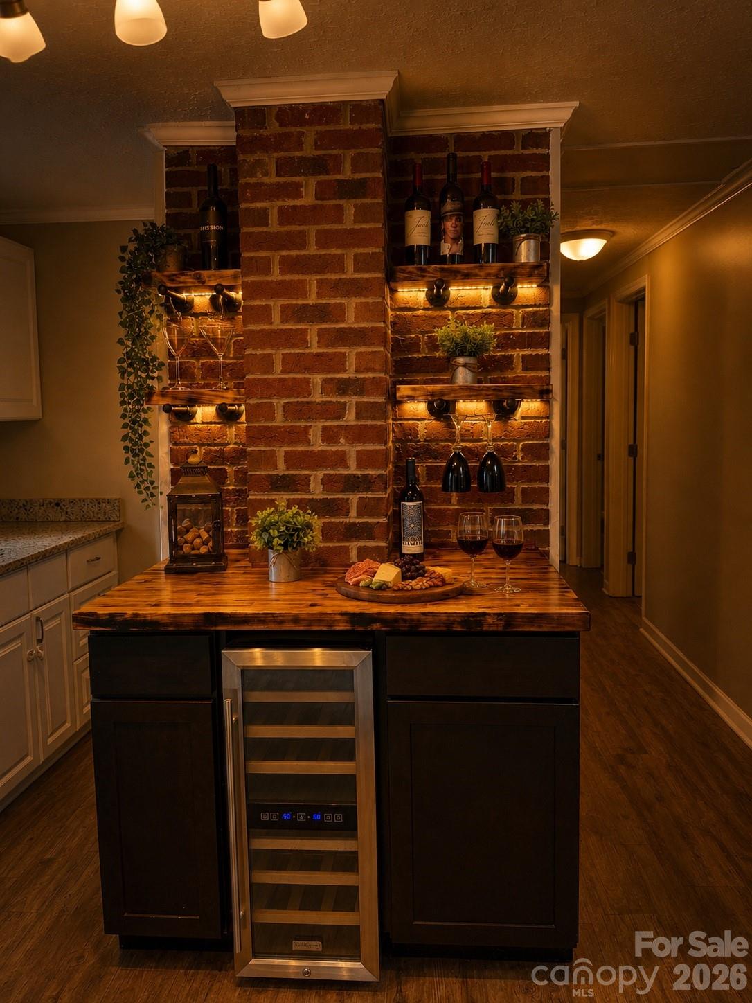 617 Oakwood Lane — Gastonia