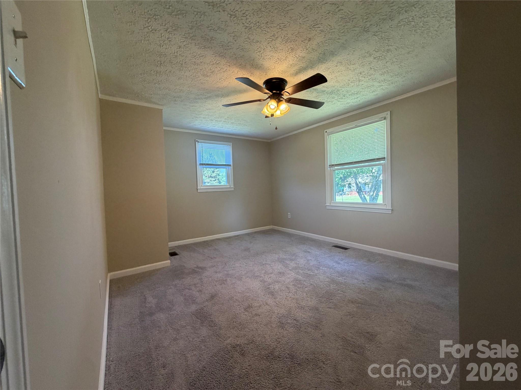 617 Oakwood Lane — Gastonia