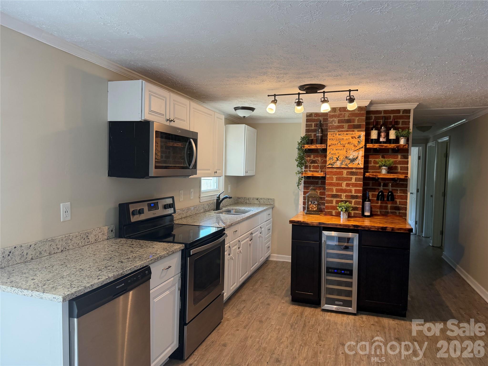 617 Oakwood Lane — Gastonia
