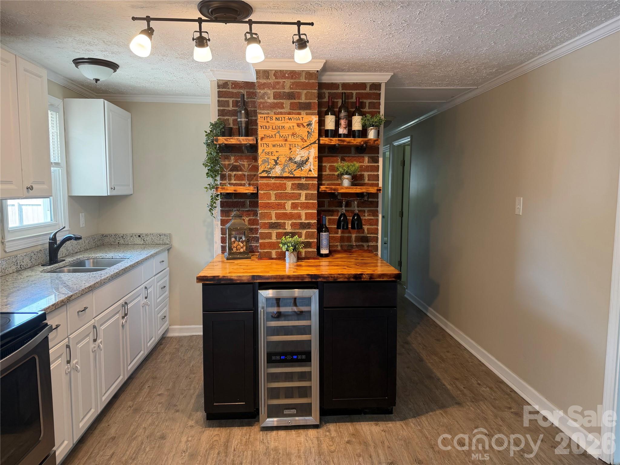 617 Oakwood Lane — Gastonia
