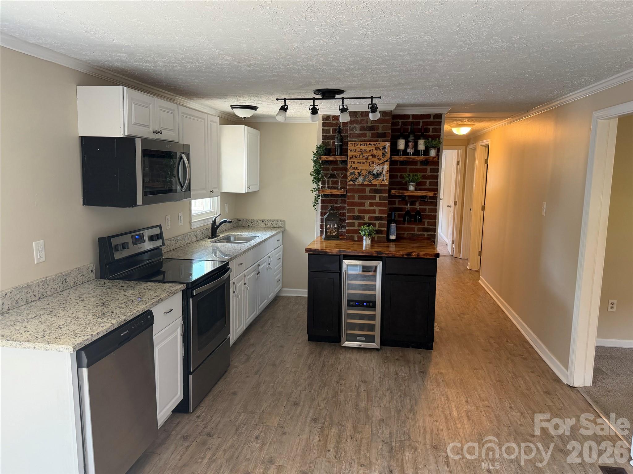 617 Oakwood Lane — Gastonia