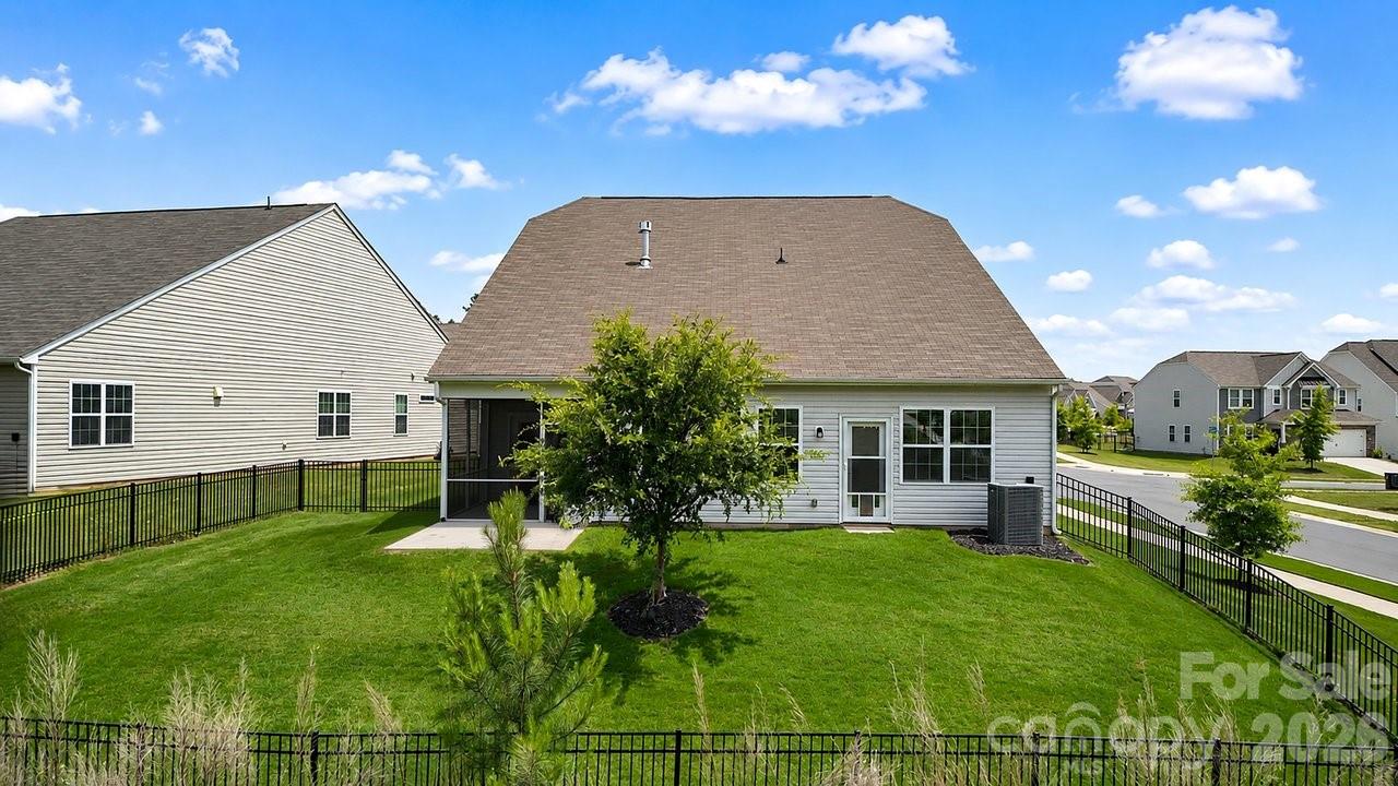 133 Dubois Drive — Mooresville