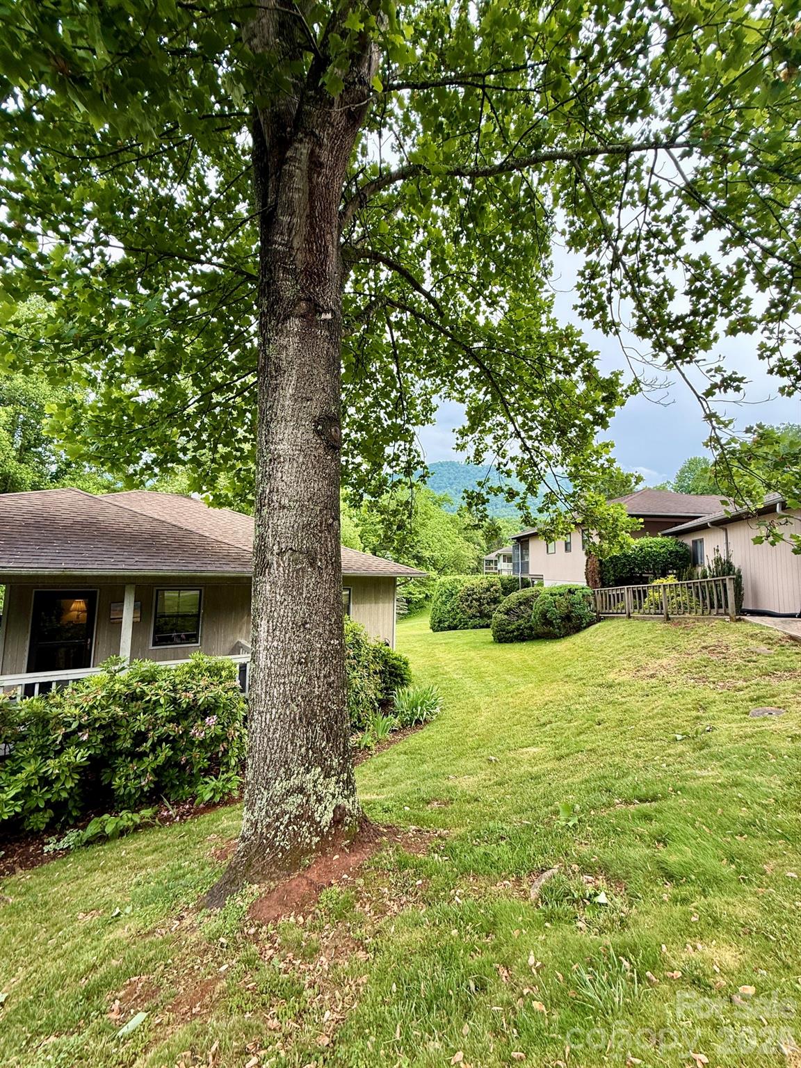 35 Talon Court — Waynesville