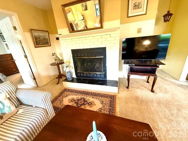 35 Talon Court — Waynesville