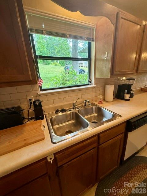 35 Talon Court — Waynesville