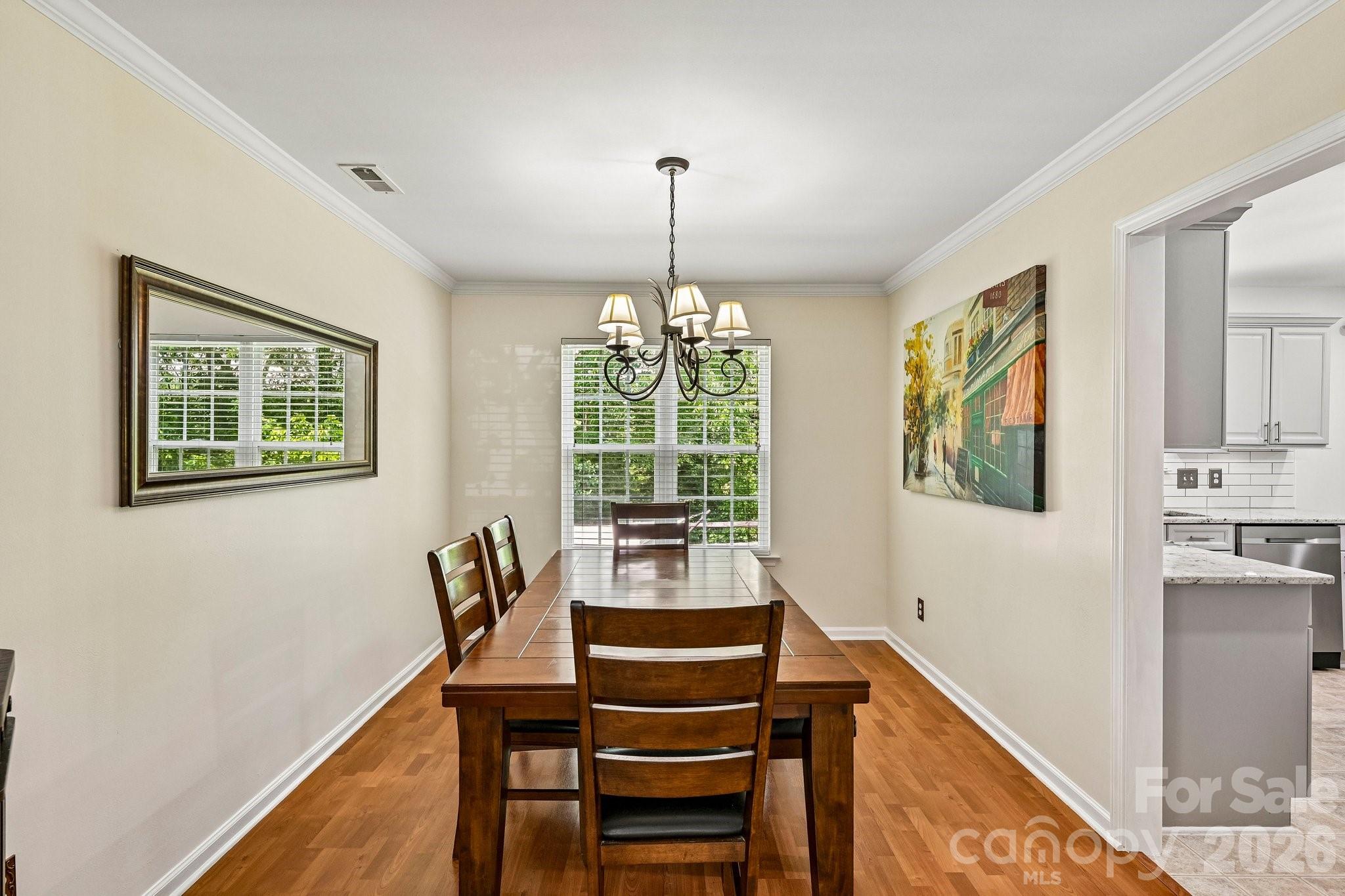 127 Elrosa Road — Mooresville