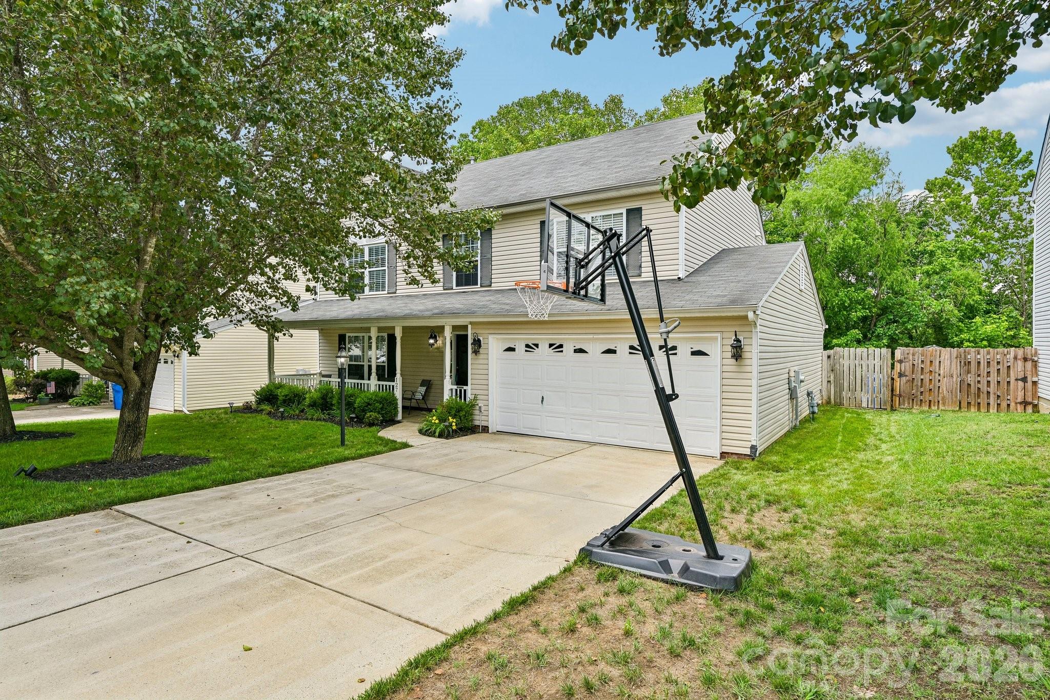 127 Elrosa Road — Mooresville